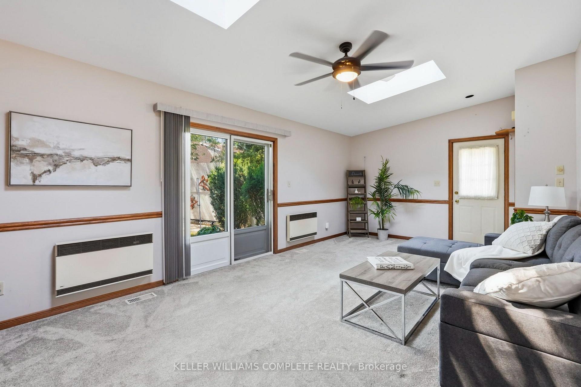 Photo 12 of 70 Floresta Court, Hamilton, Ancaster — HOMEH