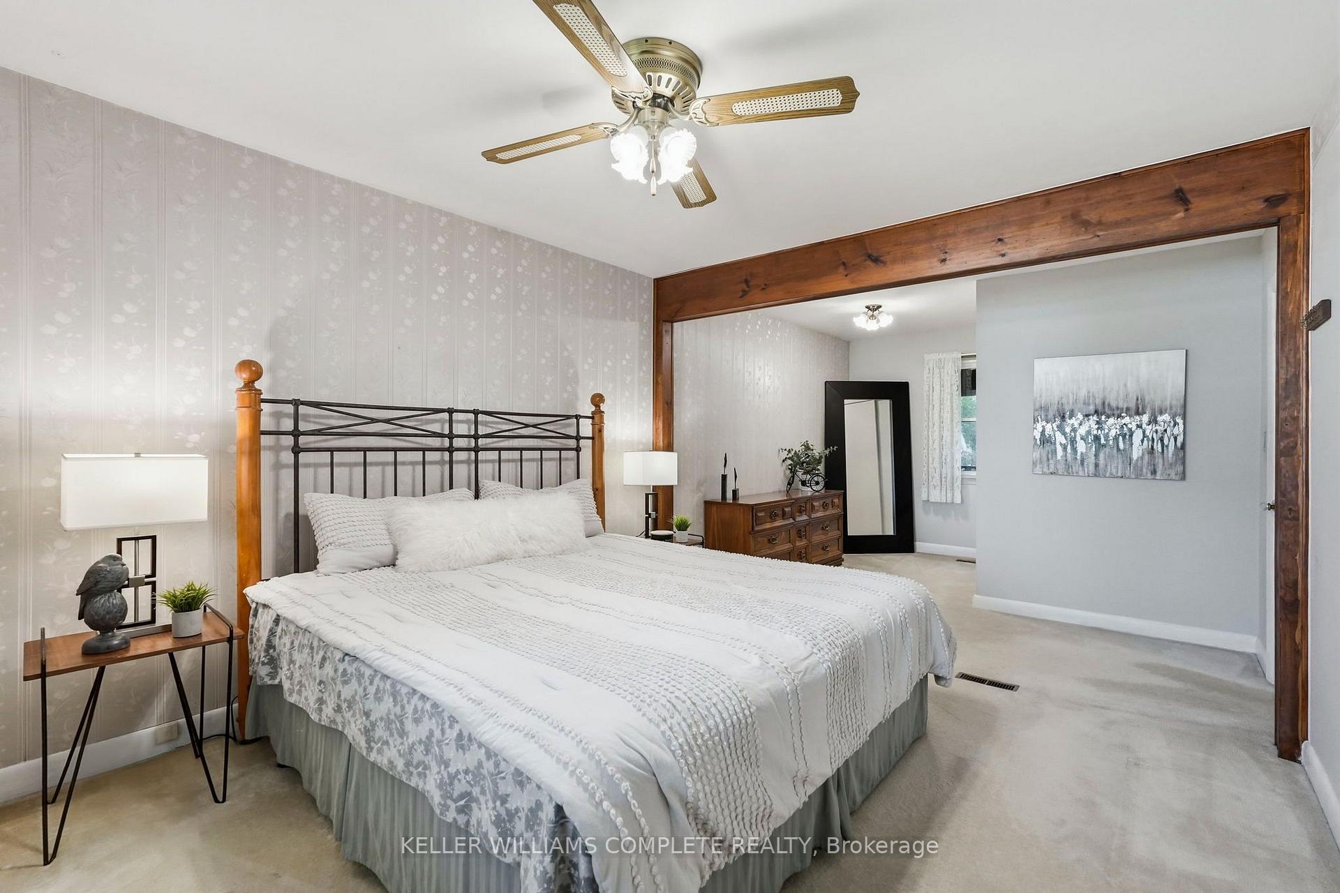Photo 15 of 70 Floresta Court, Hamilton, Ancaster — HOMEH