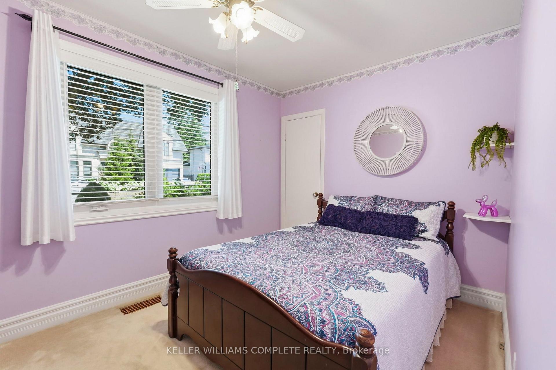 Photo 17 of 70 Floresta Court, Hamilton, Ancaster — HOMEH