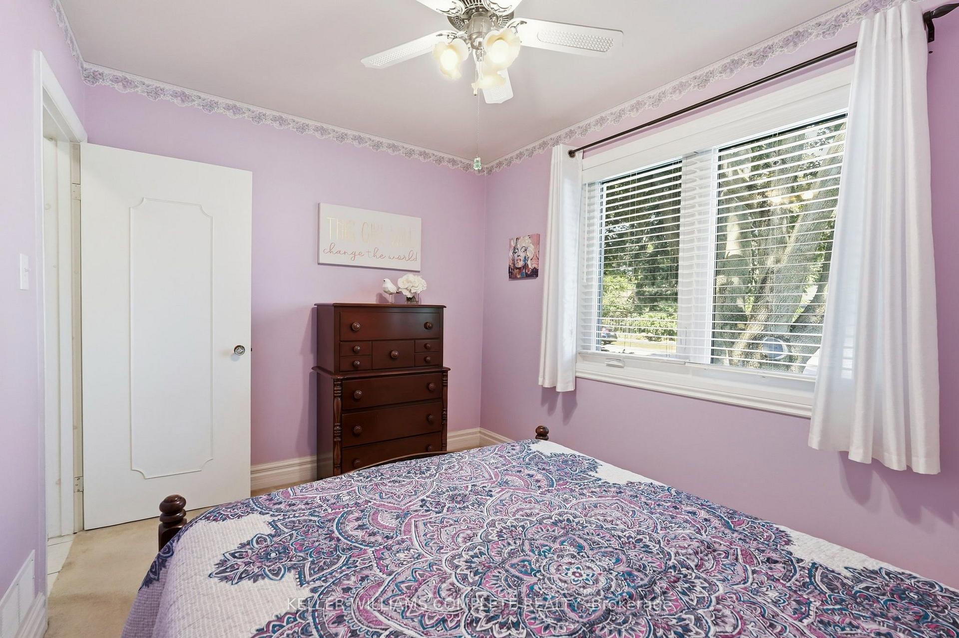 Photo 18 of 70 Floresta Court, Hamilton, Ancaster — HOMEH