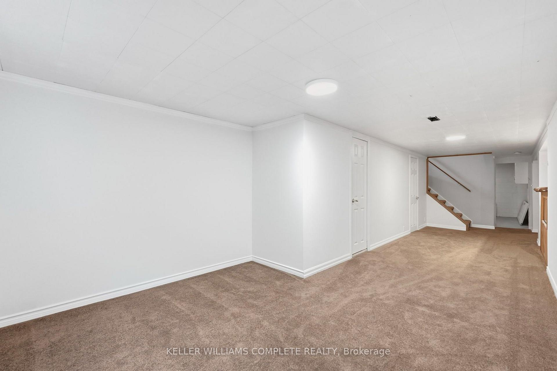 Photo 22 of 70 Floresta Court, Hamilton, Ancaster — HOMEH