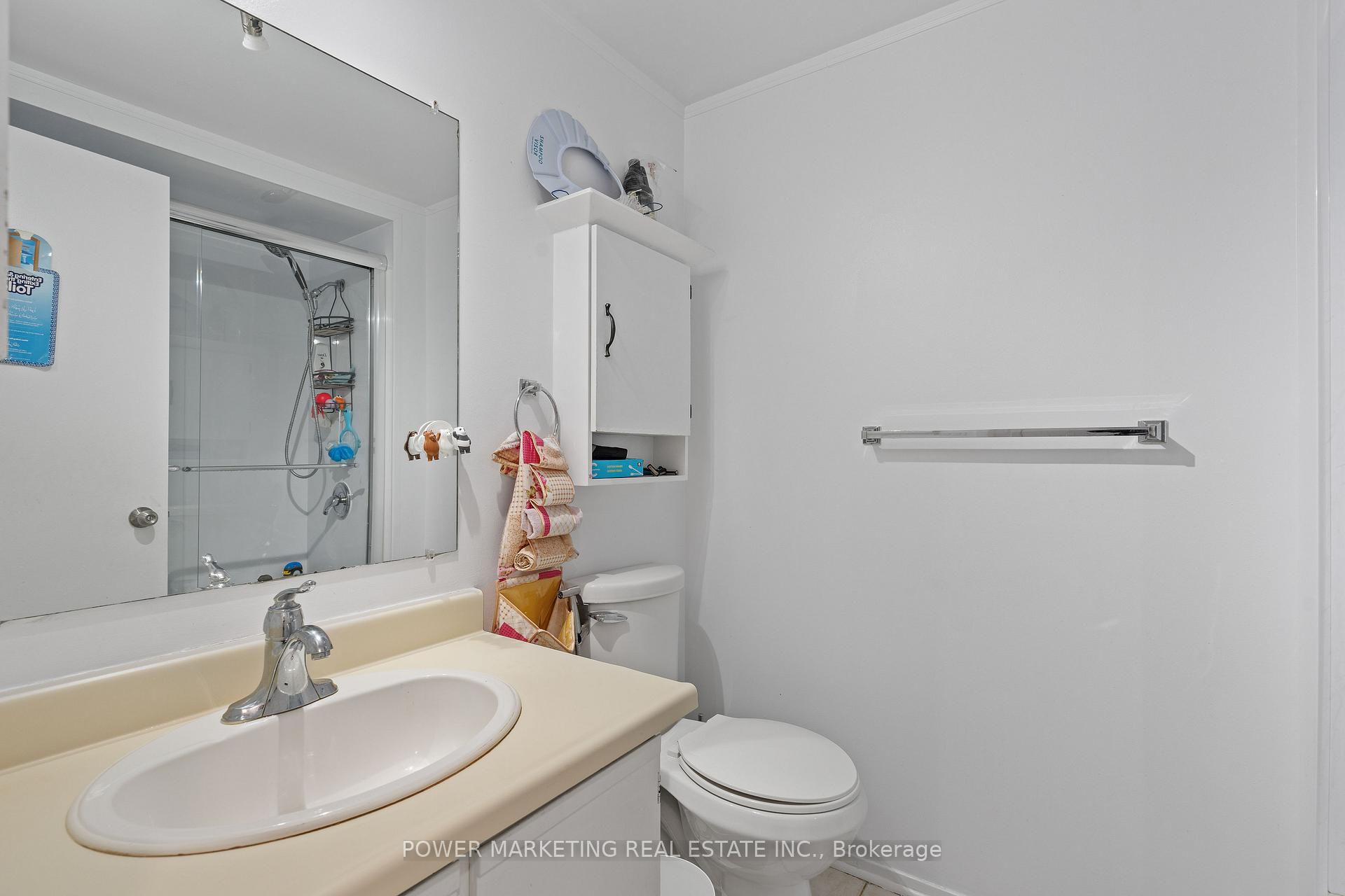 Photo 13 of 10 Bujold Court, Ottawa, Kanata - Katimavik — HOMEH