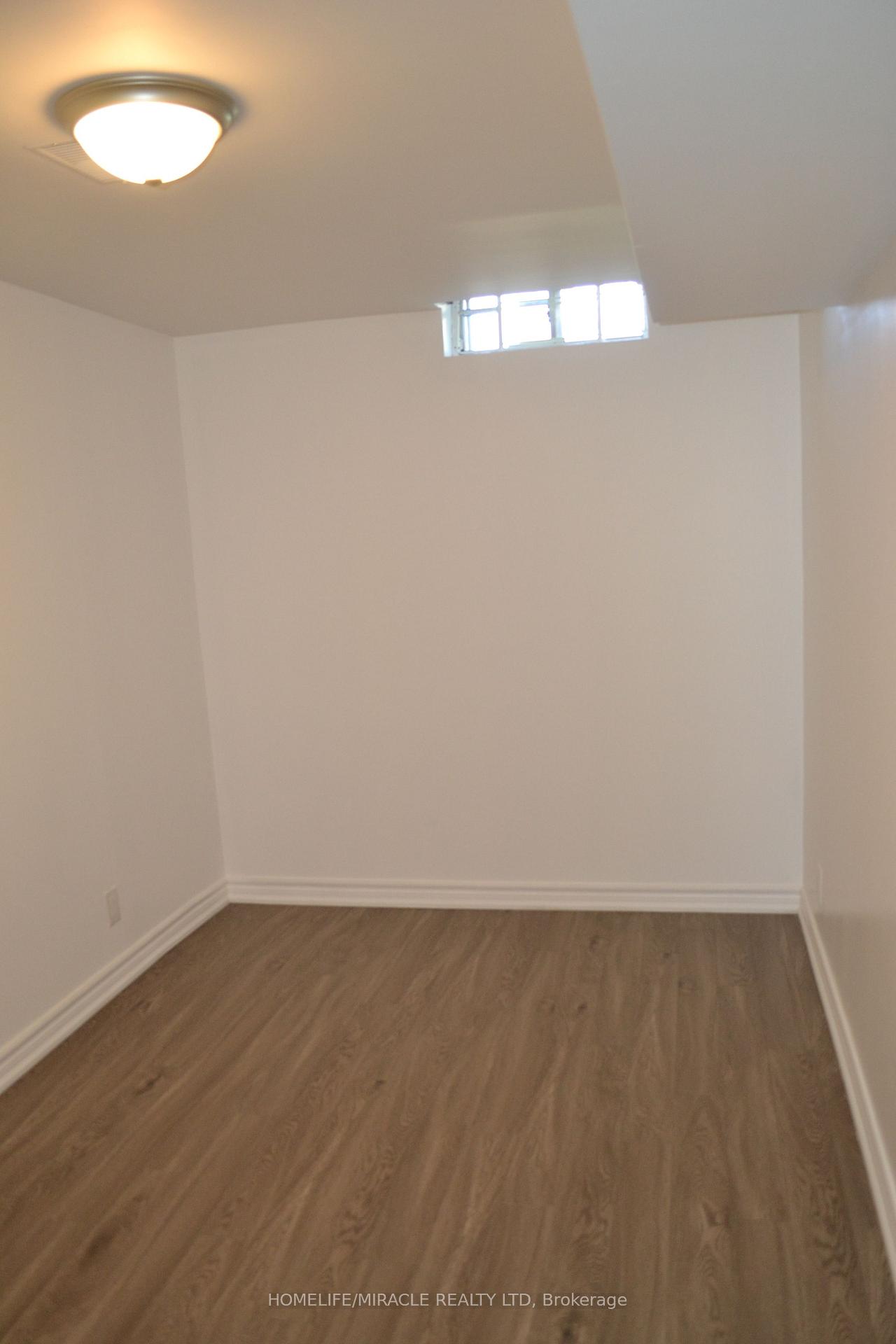Photo 8 of Unit Basement, 43 Norman Ross Drive, Markham, Middlefield — HOMEH