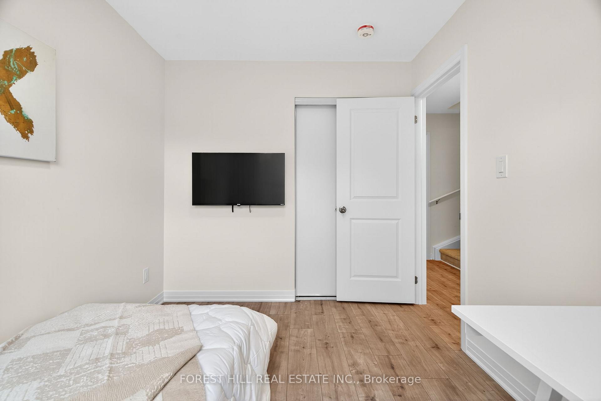 Photo 13 of Unit D, 52 Albright Avenue, Etobicoke, Alderwood — HOMEH