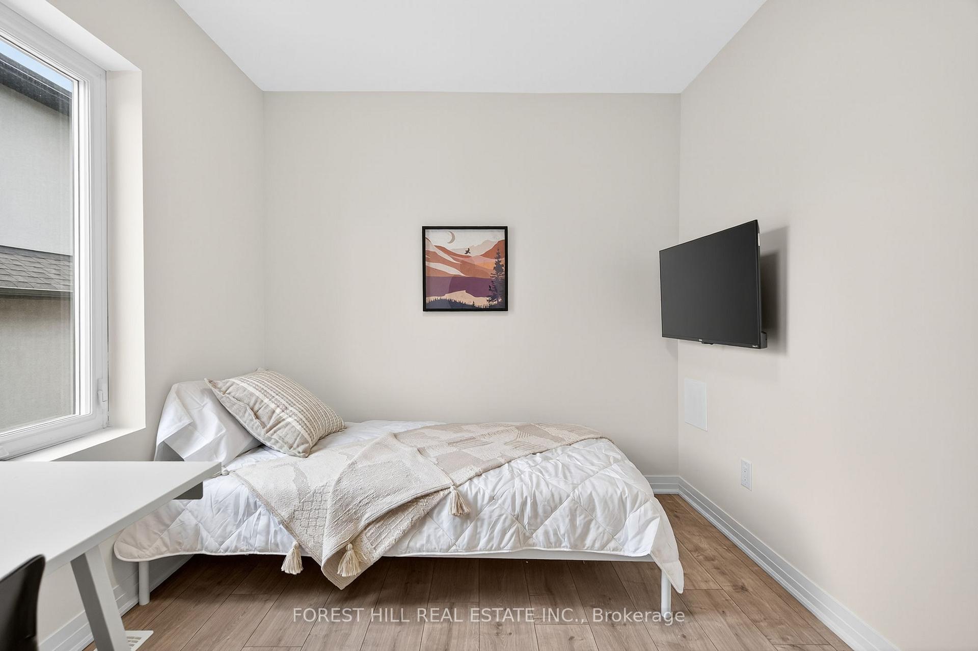 Photo 15 of Unit D, 52 Albright Avenue, Etobicoke, Alderwood — HOMEH