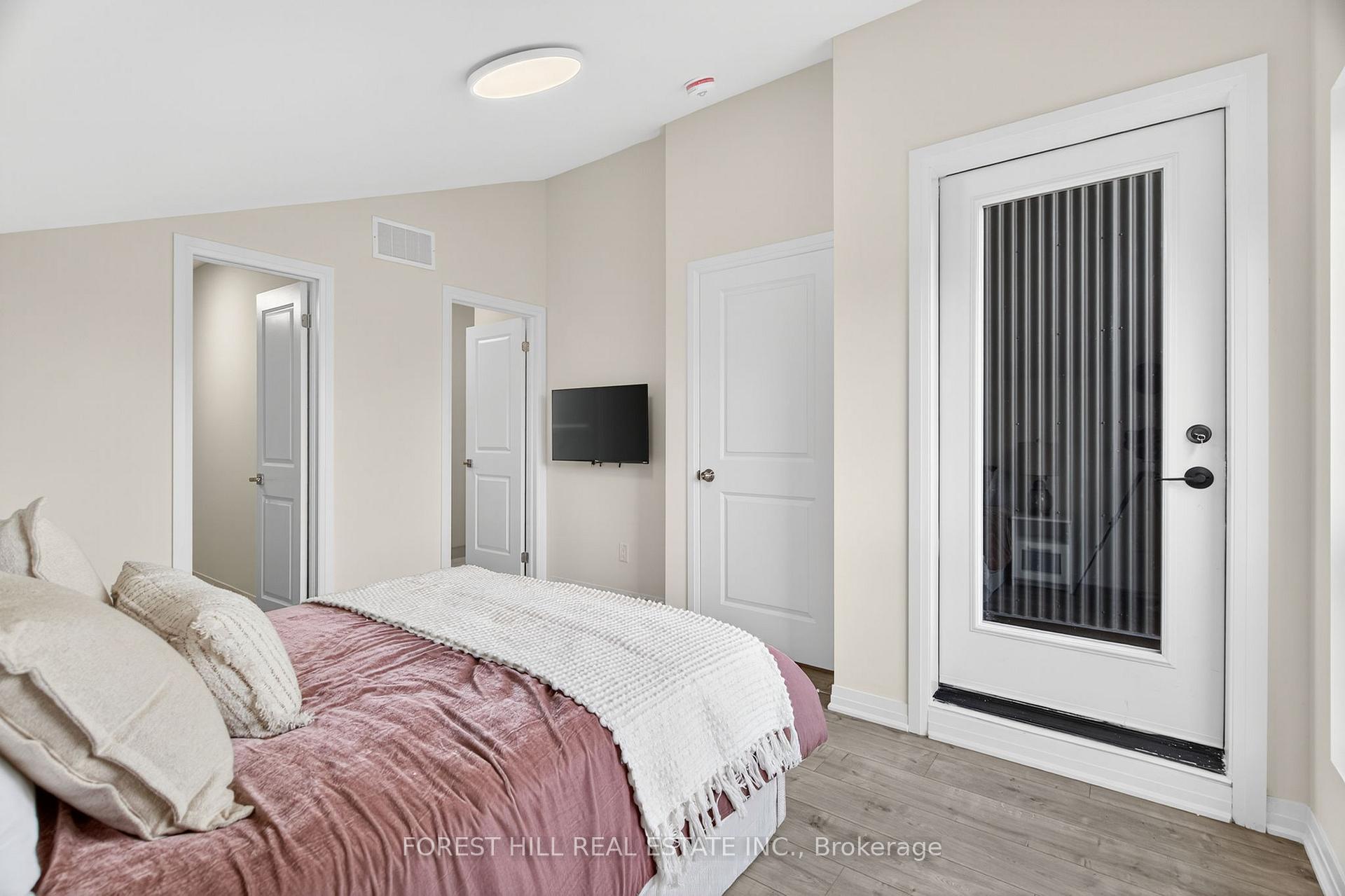 Photo 22 of Unit D, 52 Albright Avenue, Etobicoke, Alderwood — HOMEH