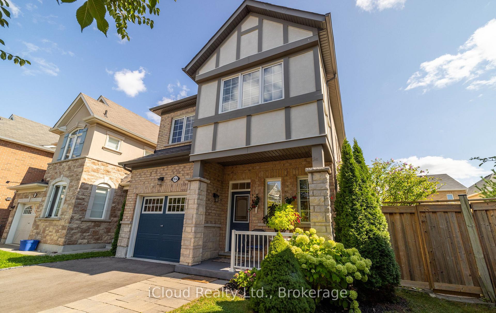 Photo 1 of 954 Penson Crescent, Milton, Coates — HOMEH