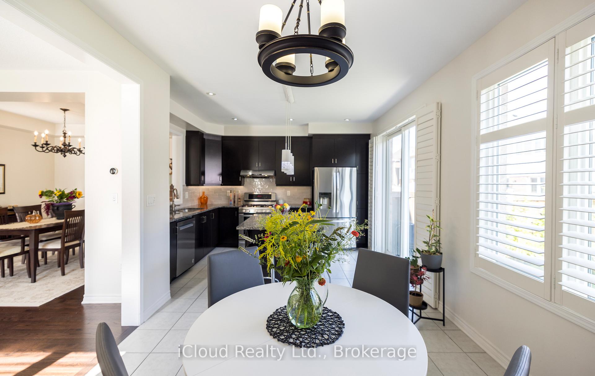 Photo 11 of 954 Penson Crescent, Milton, Coates — HOMEH