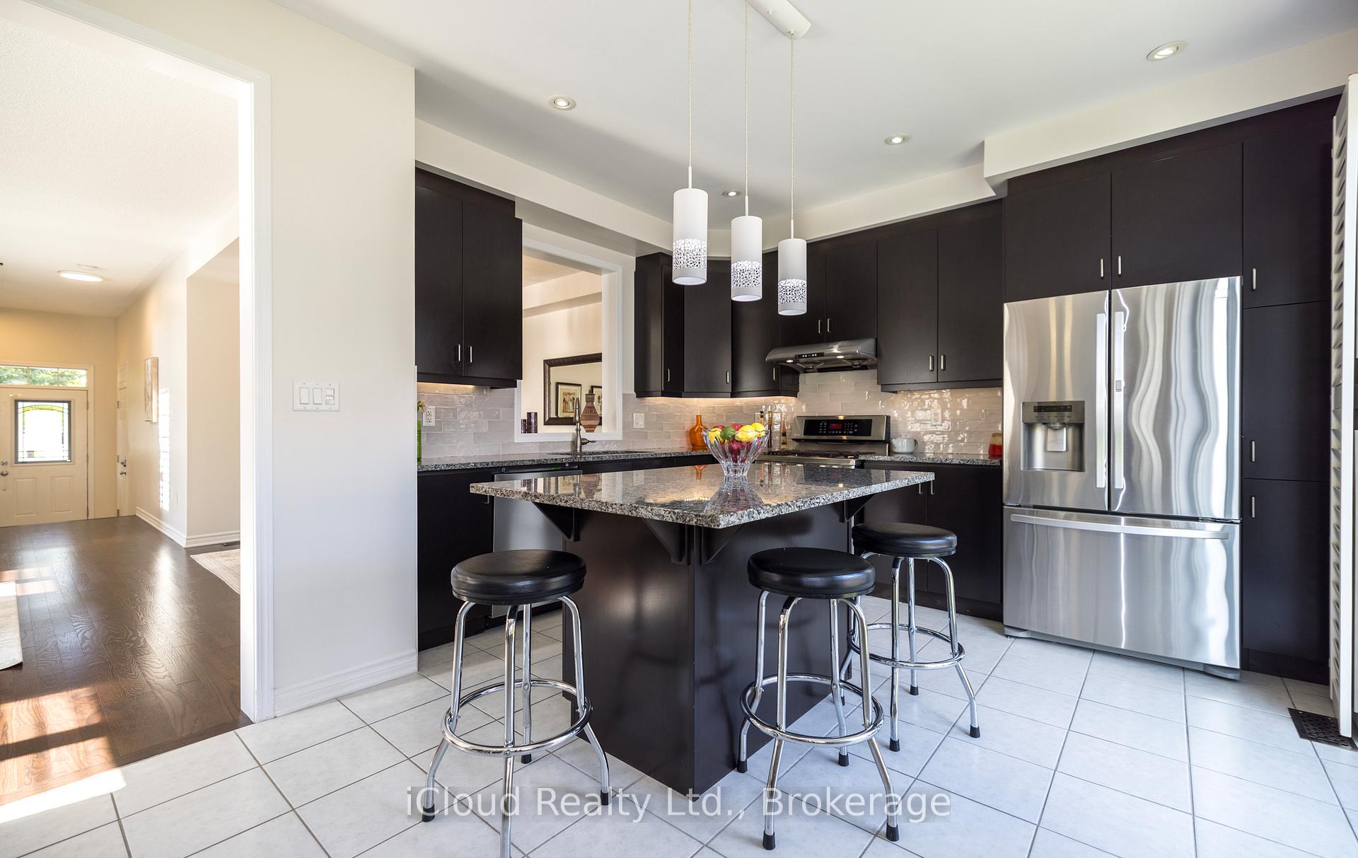 Photo 14 of 954 Penson Crescent, Milton, Coates — HOMEH