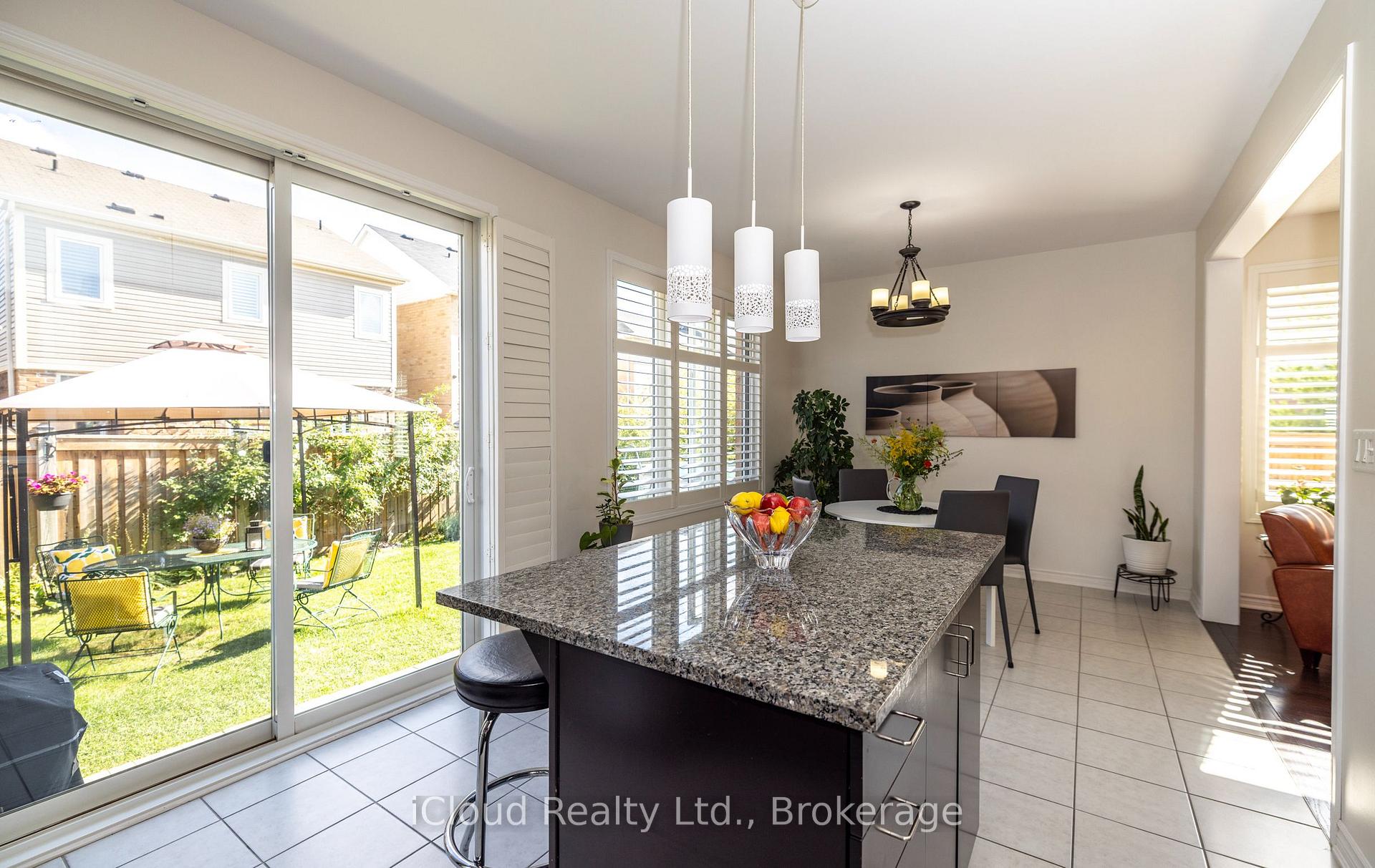 Photo 19 of 954 Penson Crescent, Milton, Coates — HOMEH