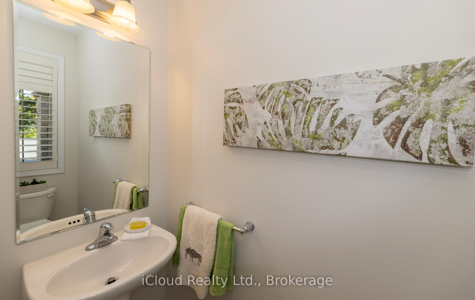 Photo 28 of 954 Penson Crescent, Milton, Coates — HOMEH
