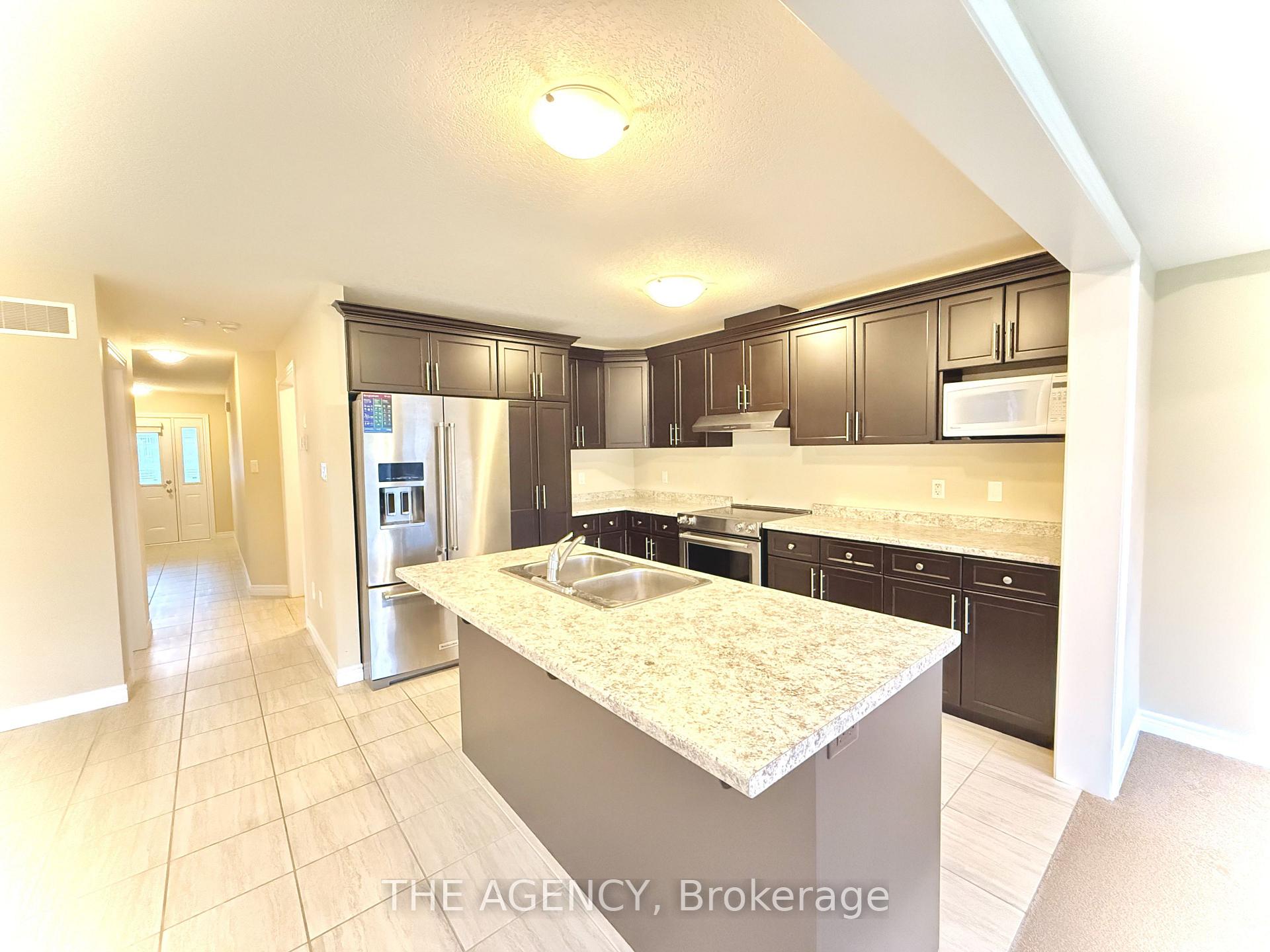 Photo 12 of 20 Drone Crescent, Guelph, Willow West/Sugarbush/West Acres — HOMEH