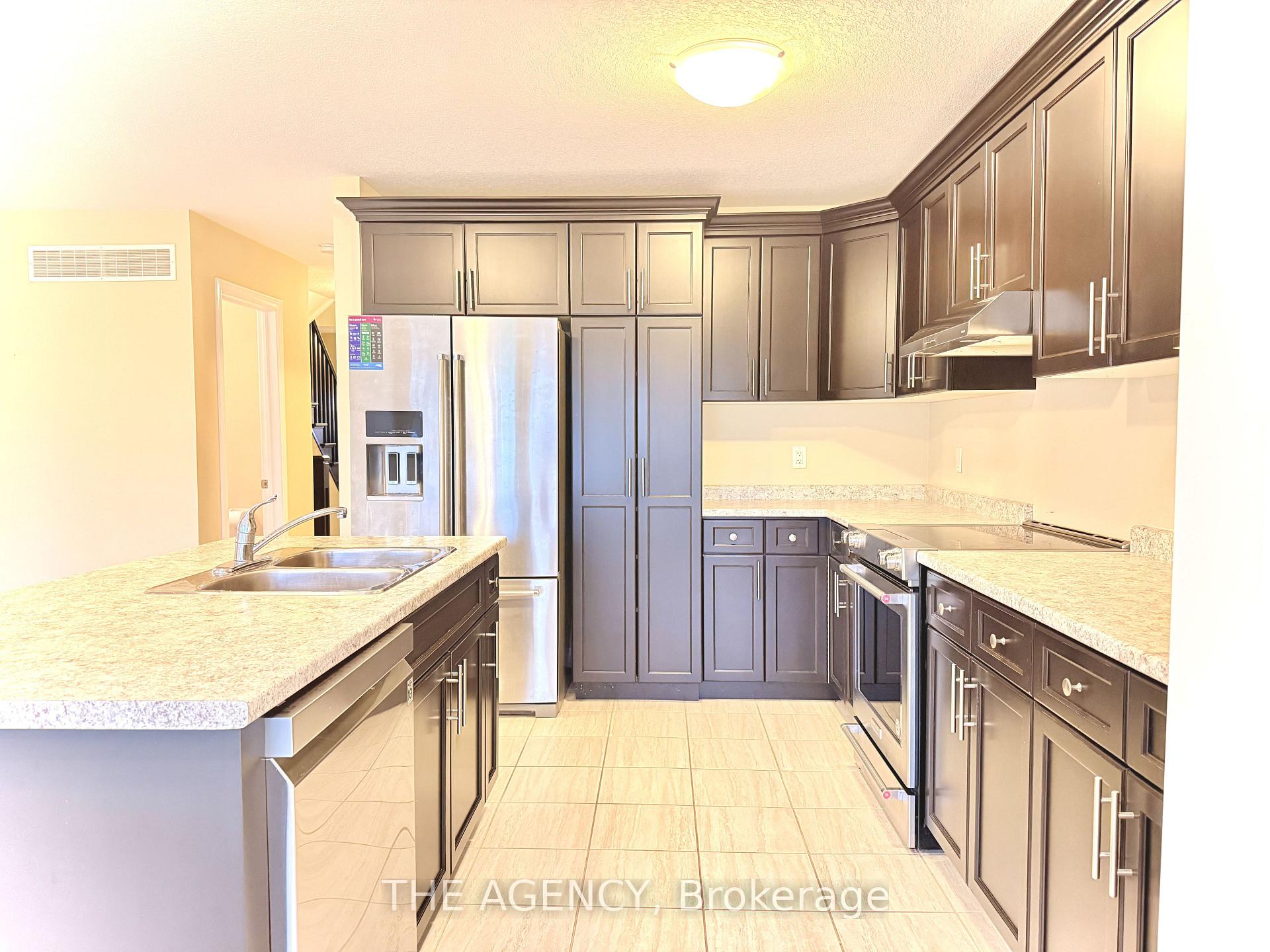 Photo 16 of 20 Drone Crescent, Guelph, Willow West/Sugarbush/West Acres — HOMEH