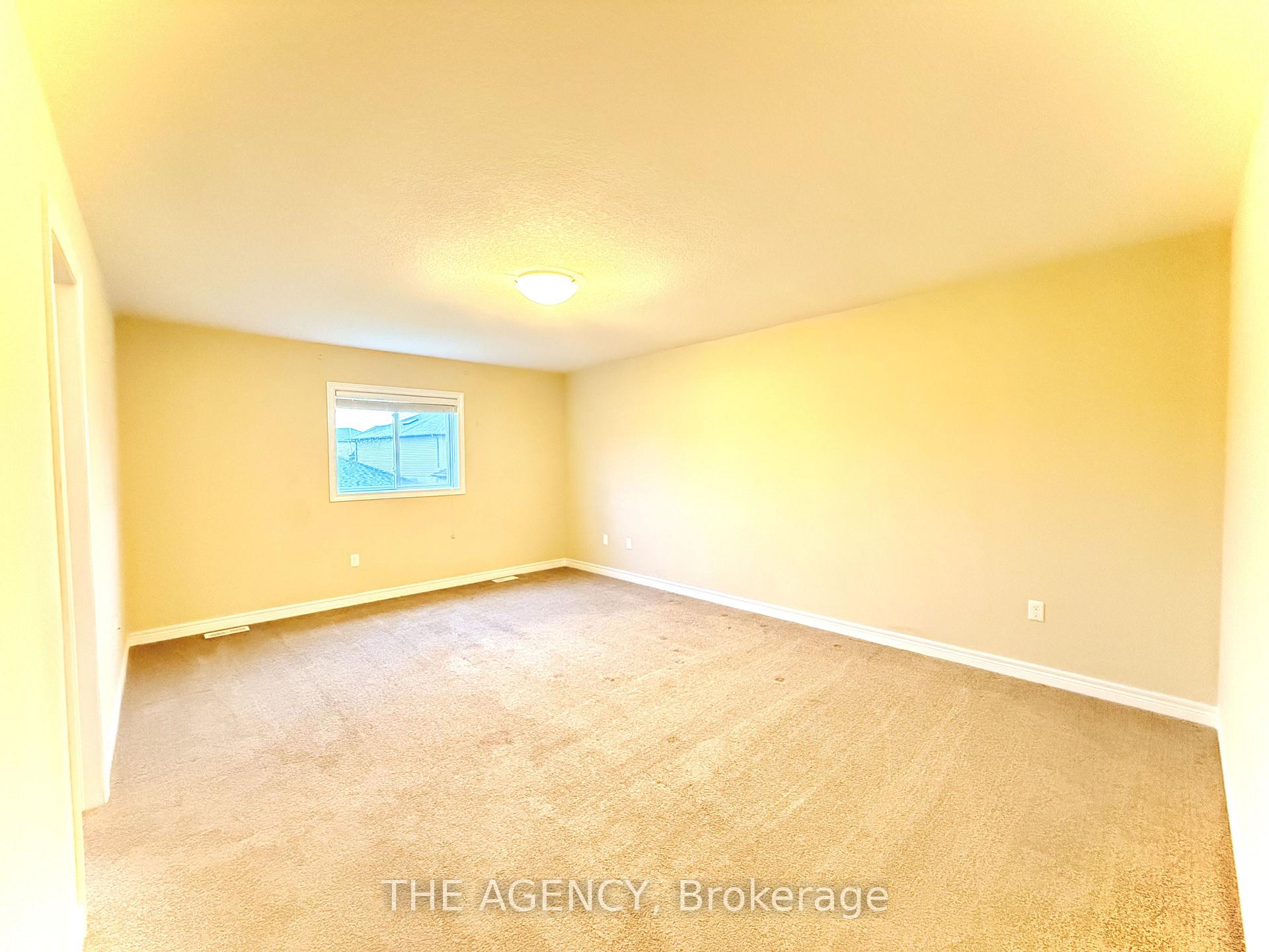 Photo 23 of 20 Drone Crescent, Guelph, Willow West/Sugarbush/West Acres — HOMEH
