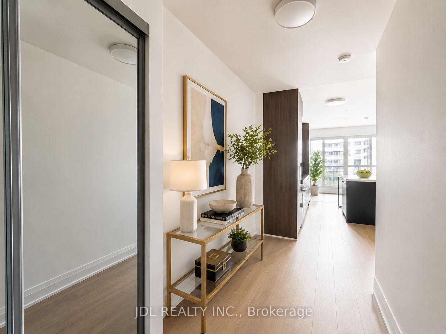 Photo 5 of Unit 2602, 18 Water Walk Drive, Markham, Unionville — HOMEH