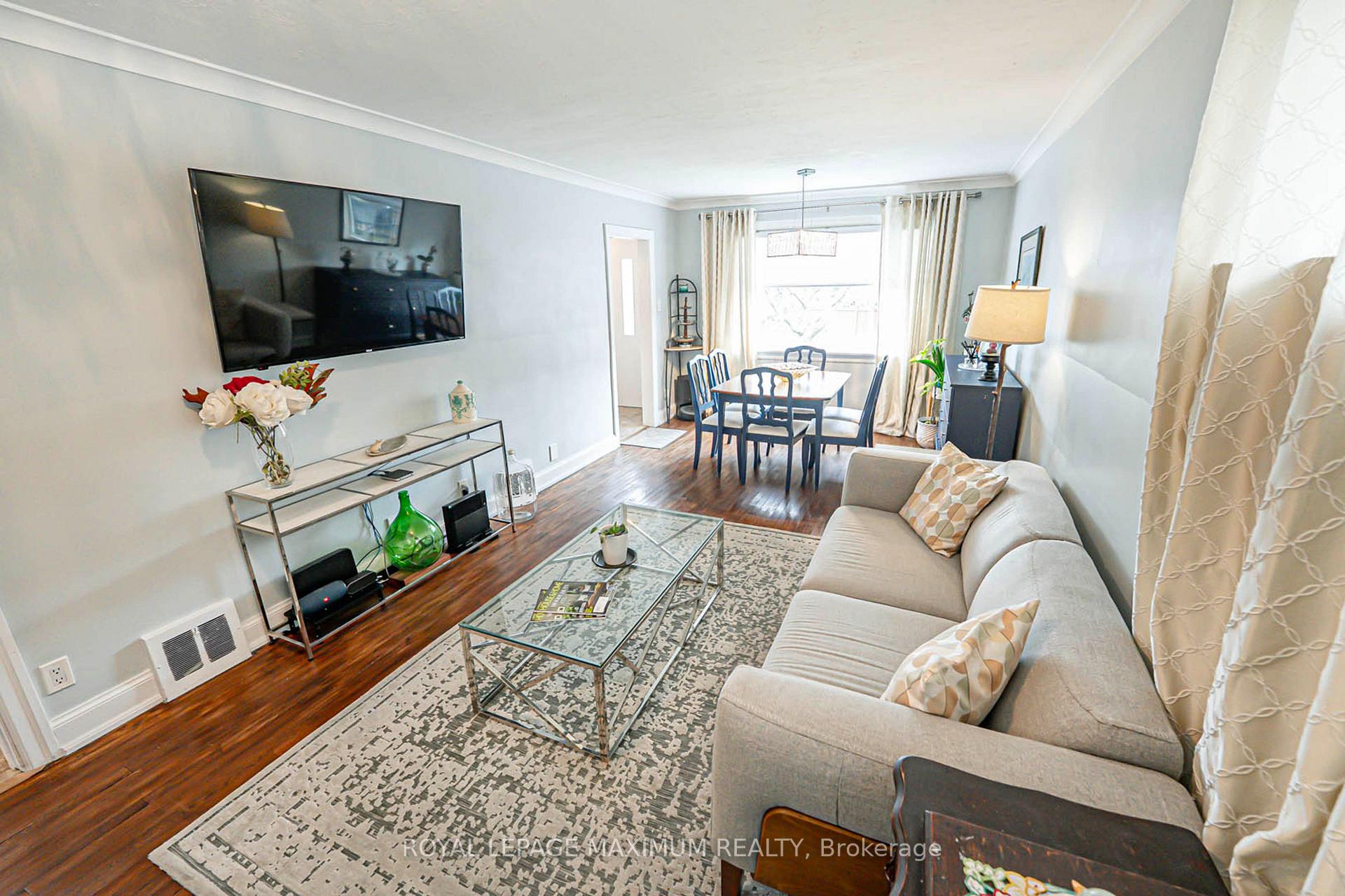 Photo 7 of 2113 Keele Street, North York, Beechborough-Greenbrook — HOMEH
