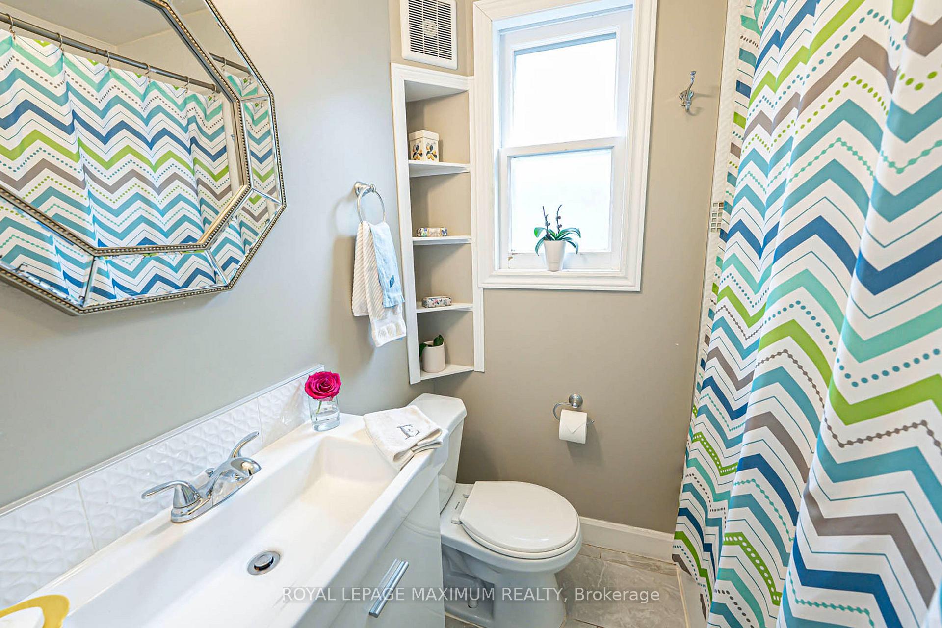 Photo 15 of 2113 Keele Street, North York, Beechborough-Greenbrook — HOMEH