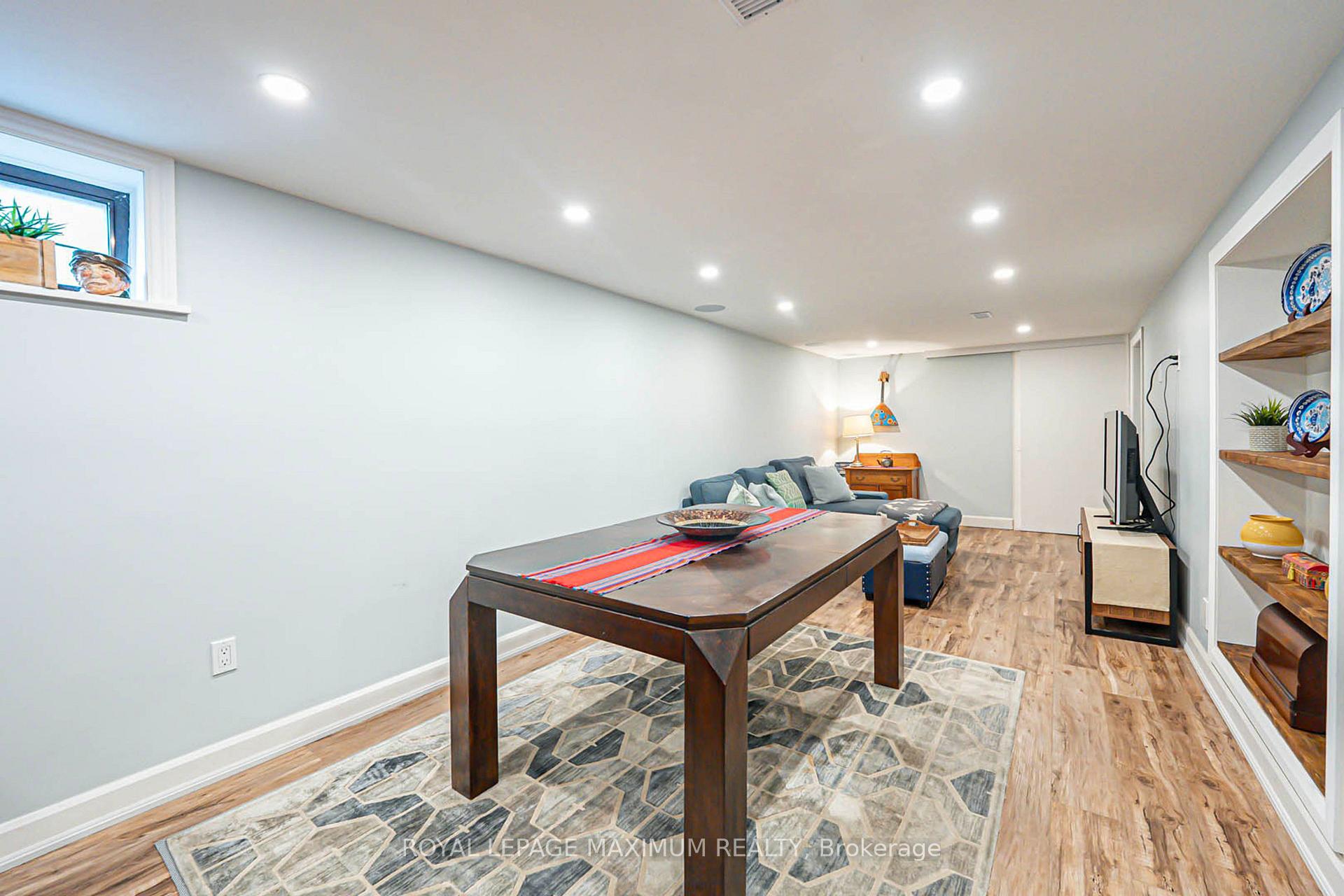 Photo 24 of 2113 Keele Street, North York, Beechborough-Greenbrook — HOMEH