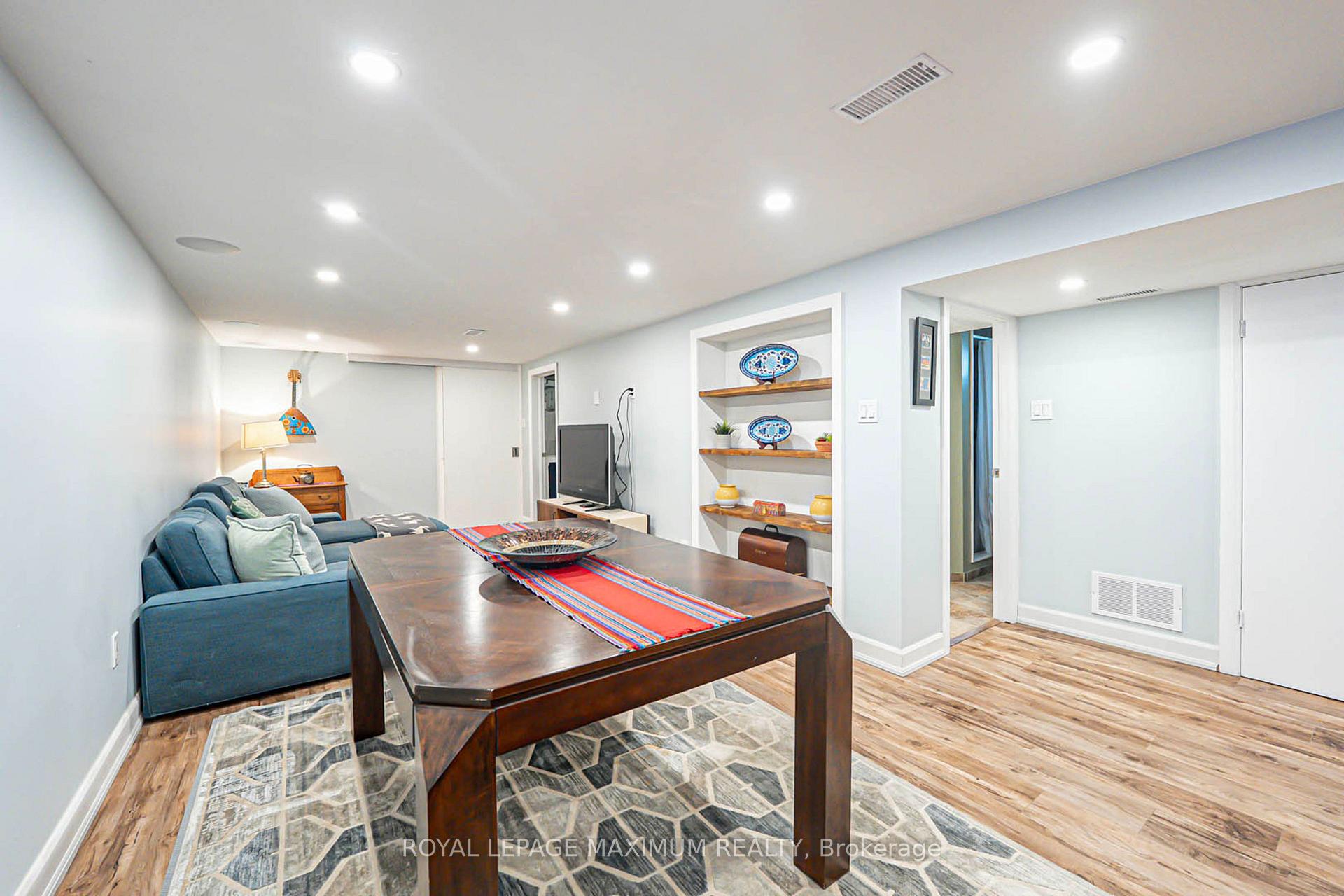 Photo 25 of 2113 Keele Street, North York, Beechborough-Greenbrook — HOMEH