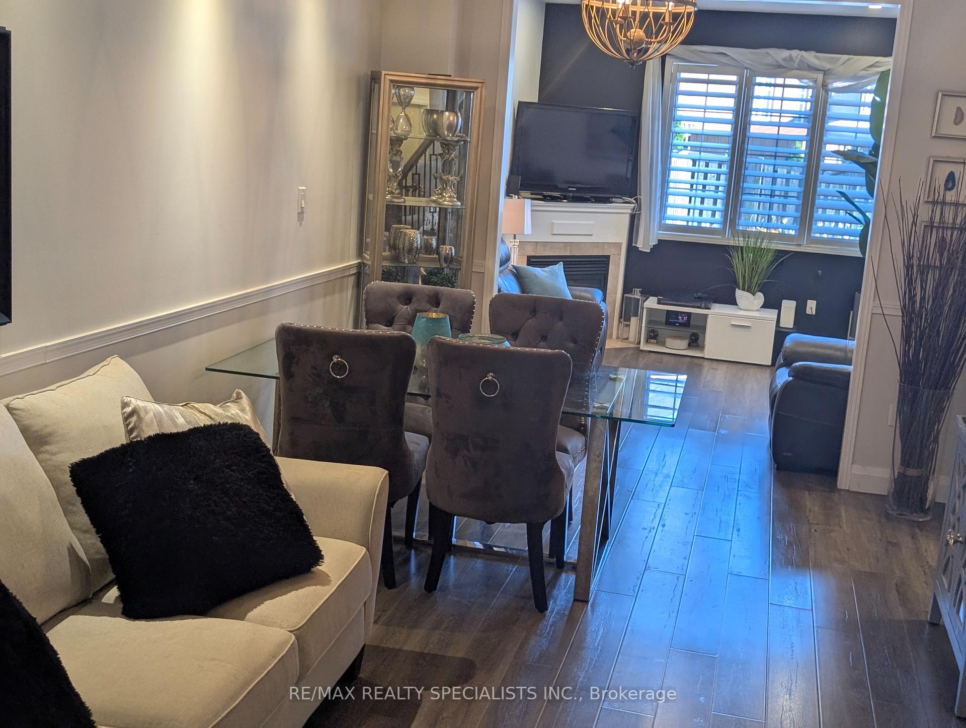 Photo 35 of 20 Thorp Crescent, Ajax, Central West — HOMEH