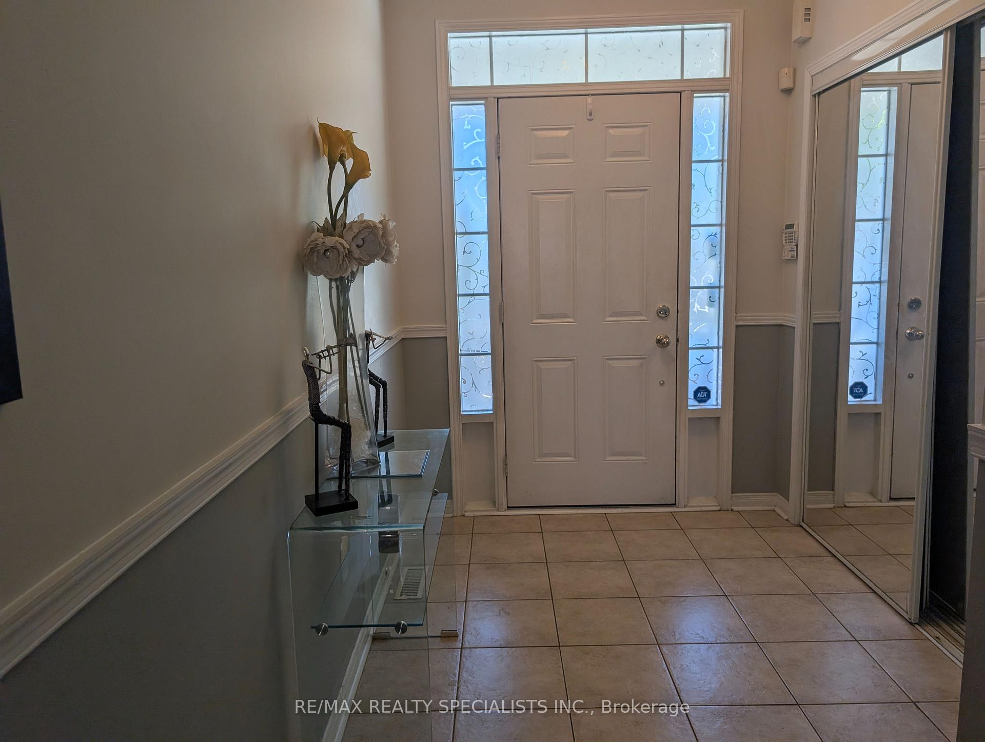 Photo 39 of 20 Thorp Crescent, Ajax, Central West — HOMEH