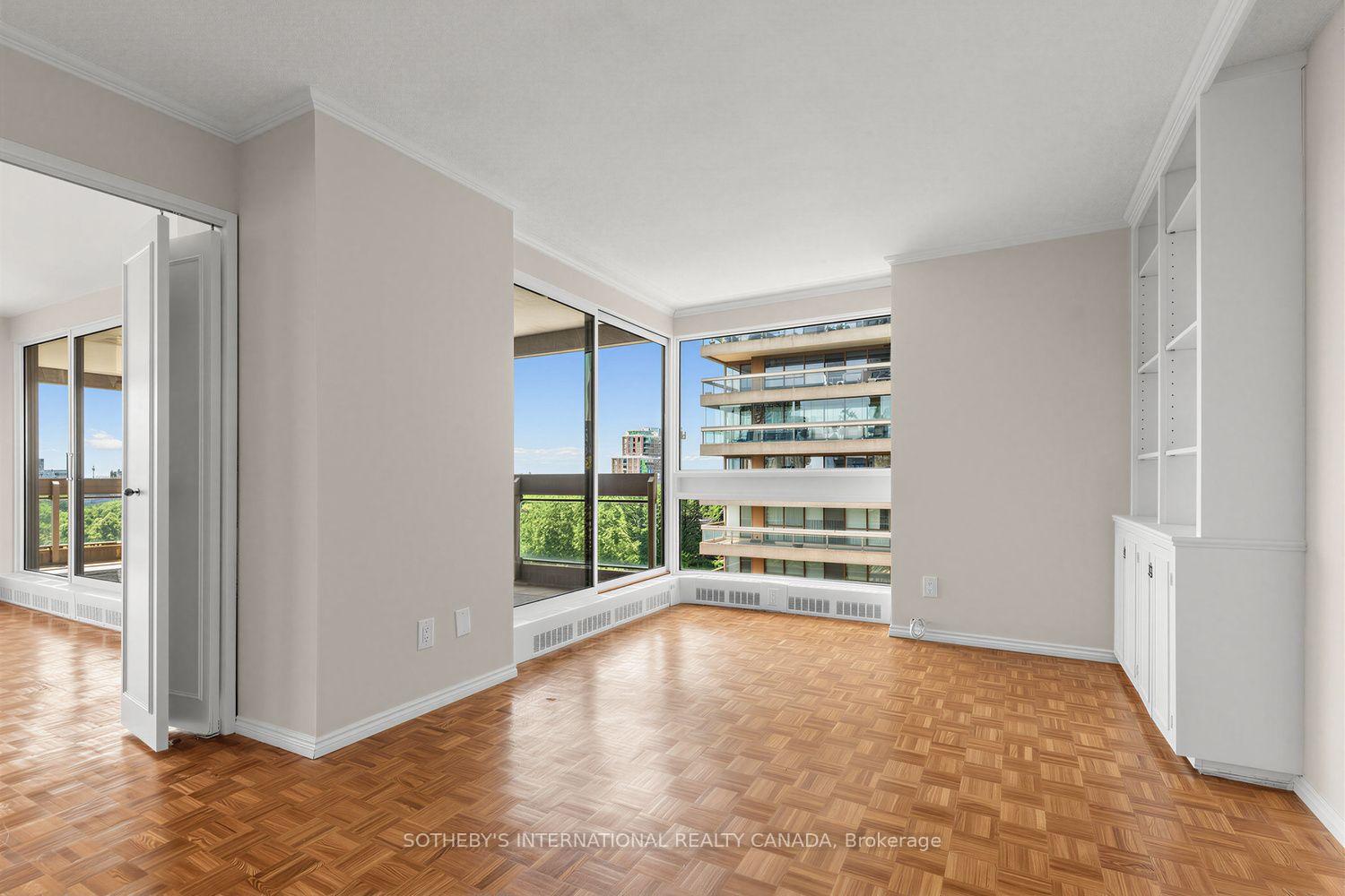 Photo 22 of Unit 902, 61 St Clair Avenue W, Toronto, Yonge-St. Clair — HOMEH