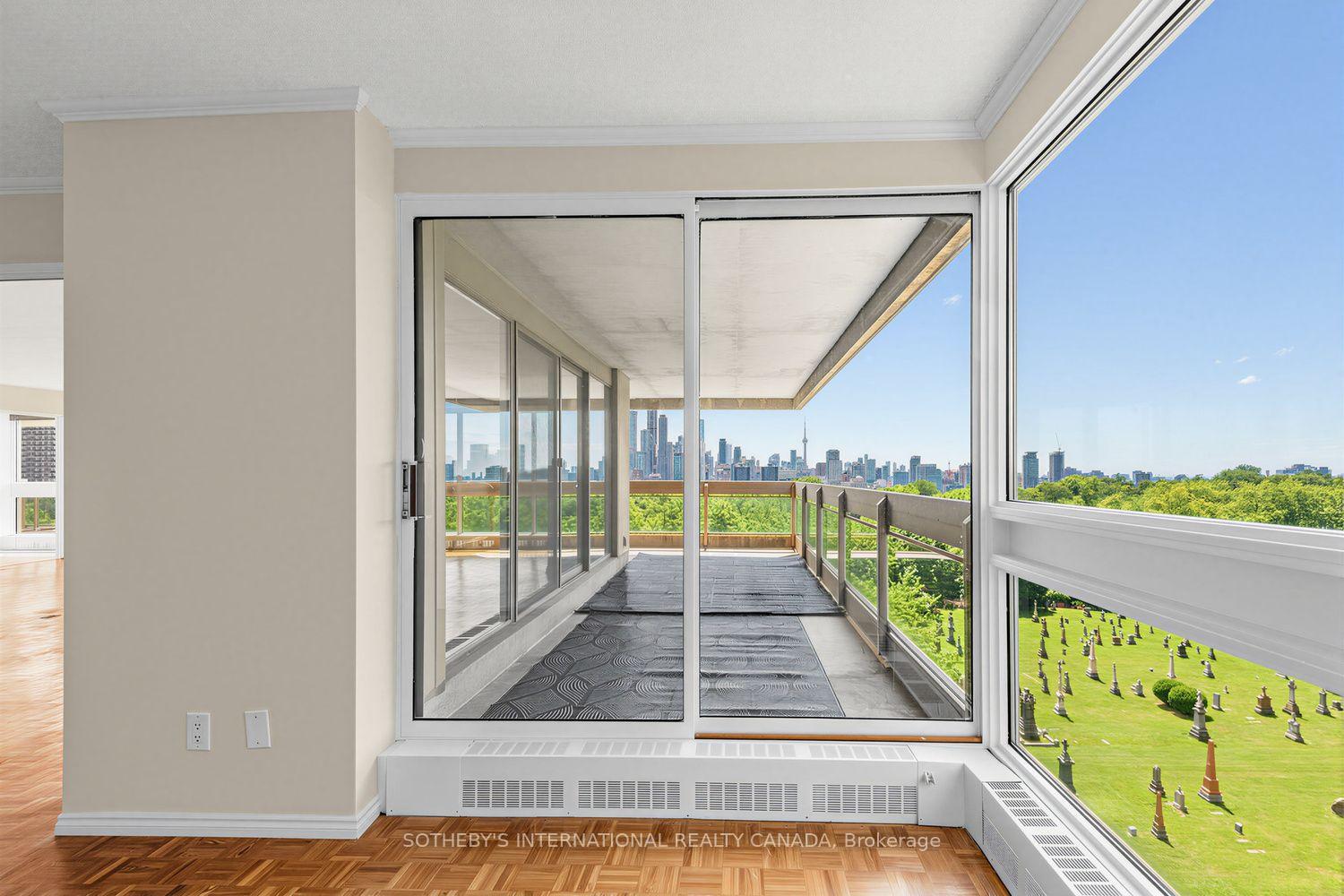 Photo 23 of Unit 902, 61 St Clair Avenue W, Toronto, Yonge-St. Clair — HOMEH