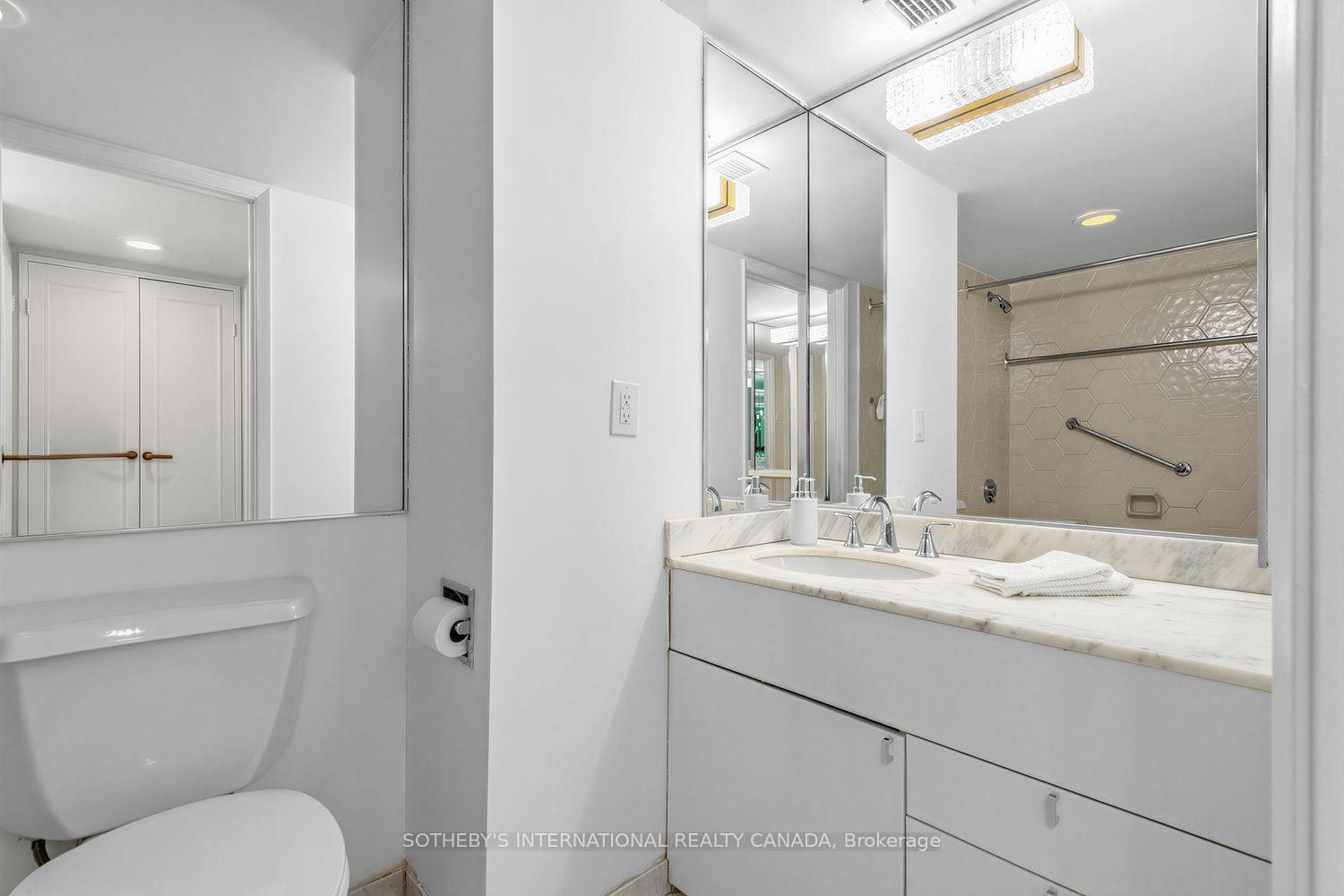 Photo 25 of Unit 902, 61 St Clair Avenue W, Toronto, Yonge-St. Clair — HOMEH