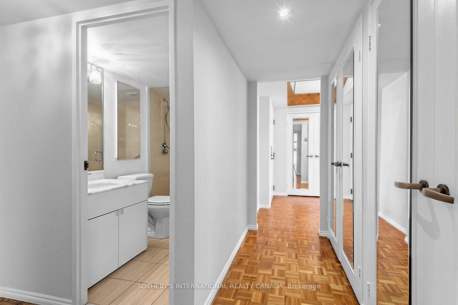 Photo 32 of Unit 902, 61 St Clair Avenue W, Toronto, Yonge-St. Clair — HOMEH
