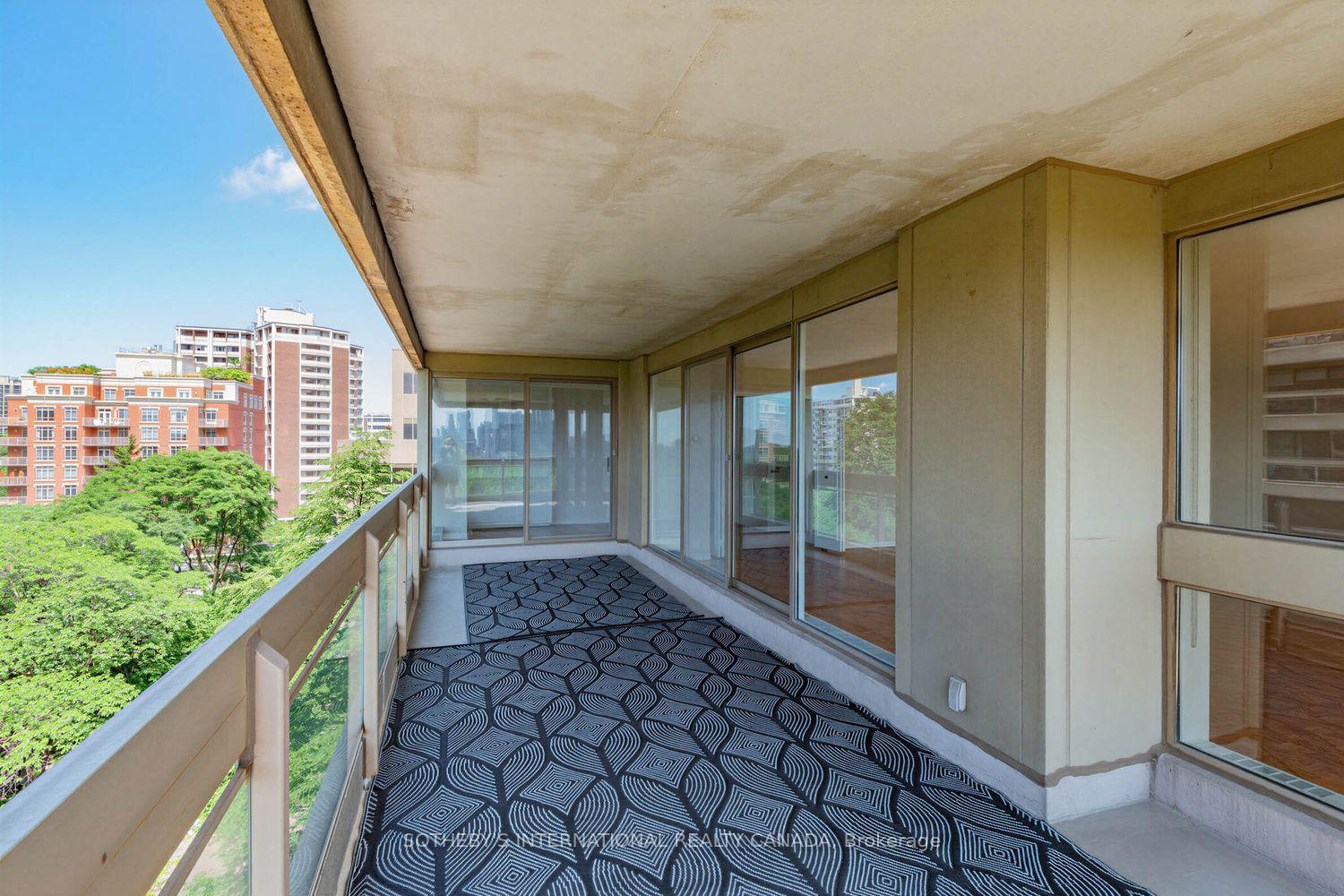 Photo 38 of Unit 902, 61 St Clair Avenue W, Toronto, Yonge-St. Clair — HOMEH