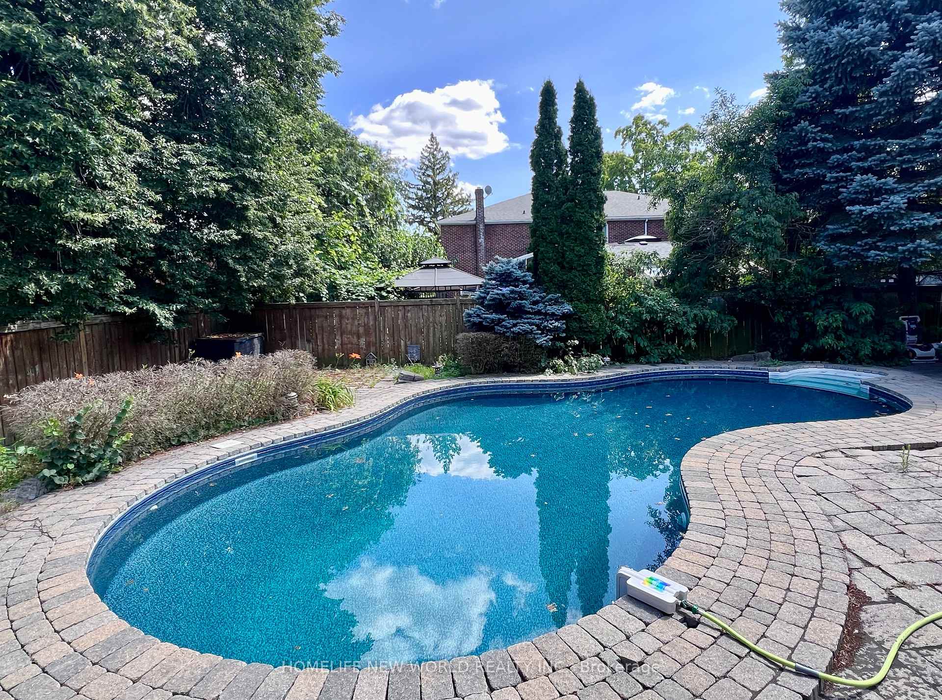 Photo 1 of 5 Junewood Crescent, North York, St. Andrew-Windfields — HOMEH