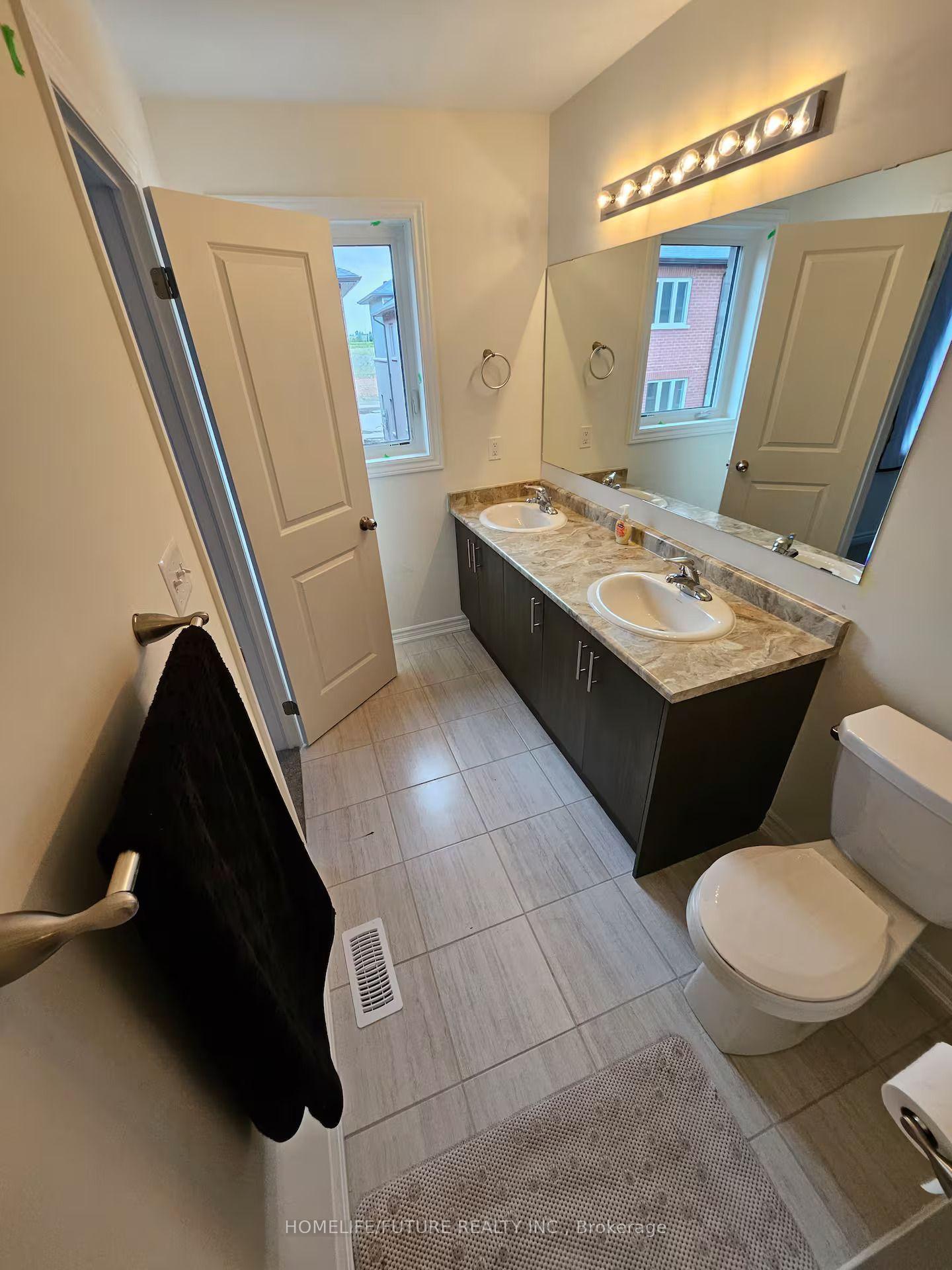Photo 5 of 1110 Cameo Street, Pickering, Rural Pickering — HOMEH
