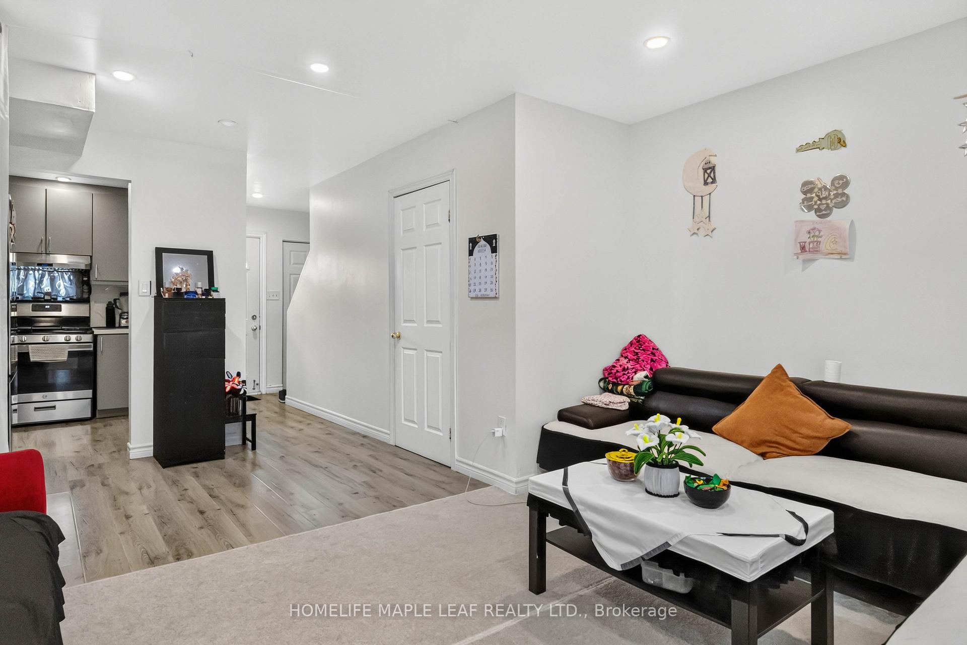 Photo 11 of Unit 19, 178 Grulke Street, Kitchener, Centreville Chicopee — HOMEH