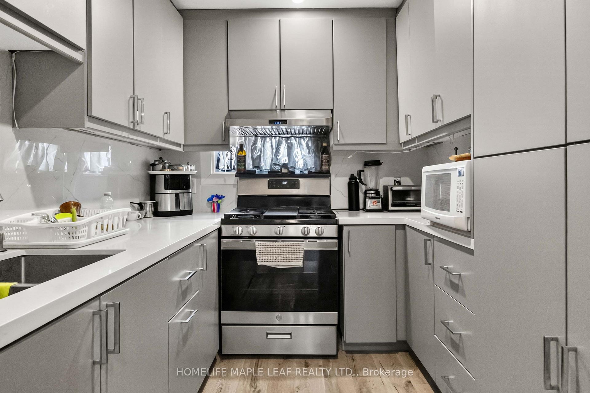 Photo 13 of Unit 19, 178 Grulke Street, Kitchener, Centreville Chicopee — HOMEH