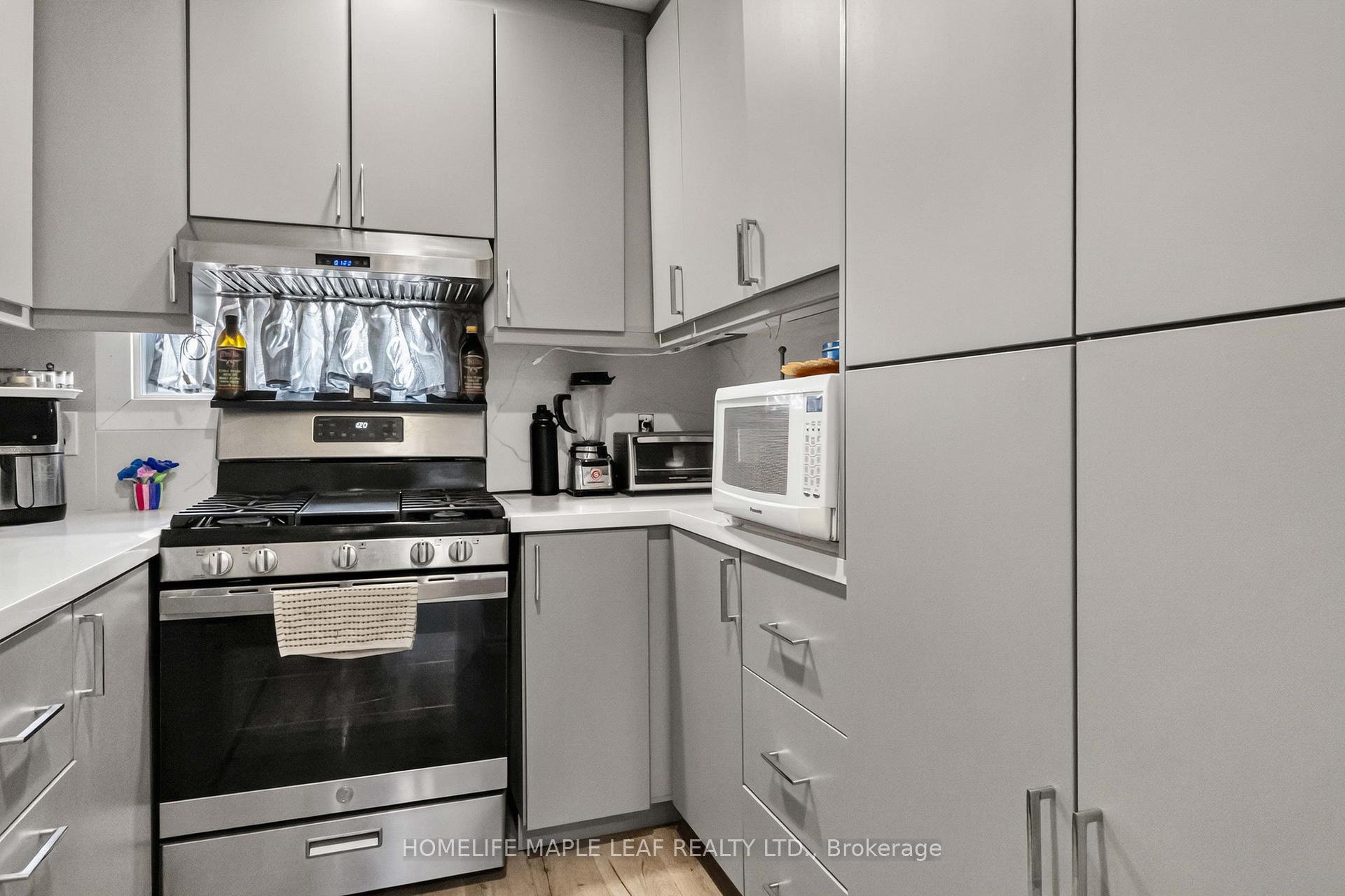 Photo 15 of Unit 19, 178 Grulke Street, Kitchener, Centreville Chicopee — HOMEH