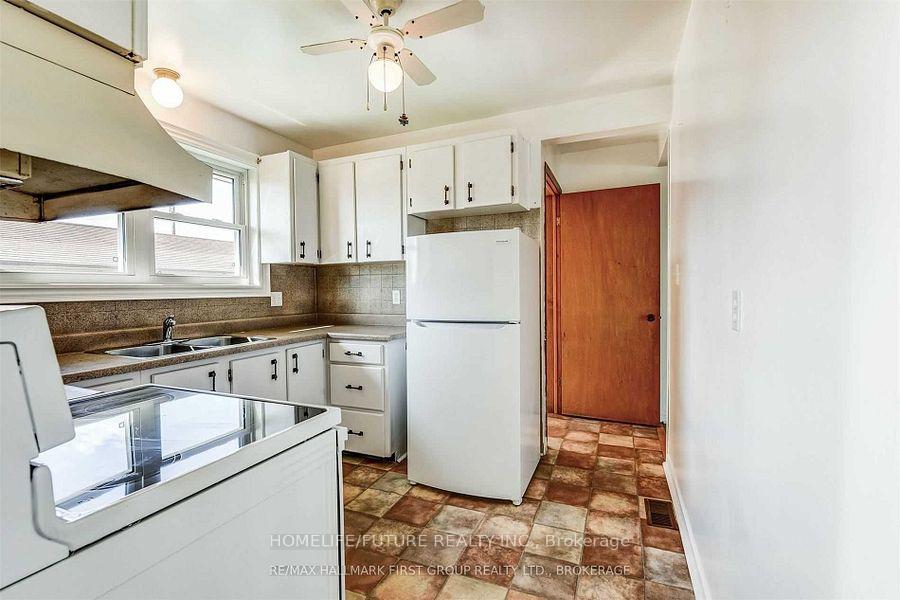 Photo 7 of Unit Main, 361 Gliddon Avenue, Oshawa, Central — HOMEH