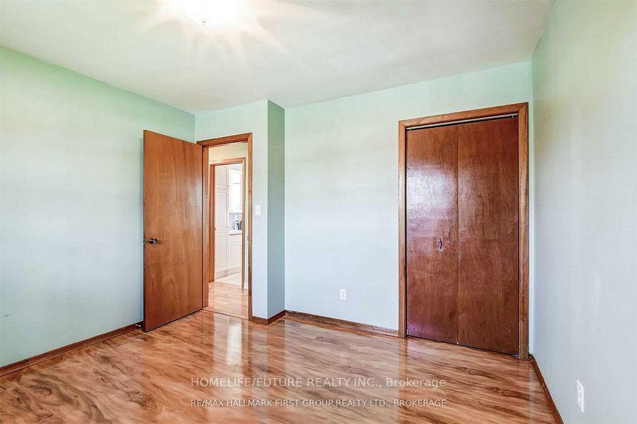 Photo 9 of Unit Main, 361 Gliddon Avenue, Oshawa, Central — HOMEH