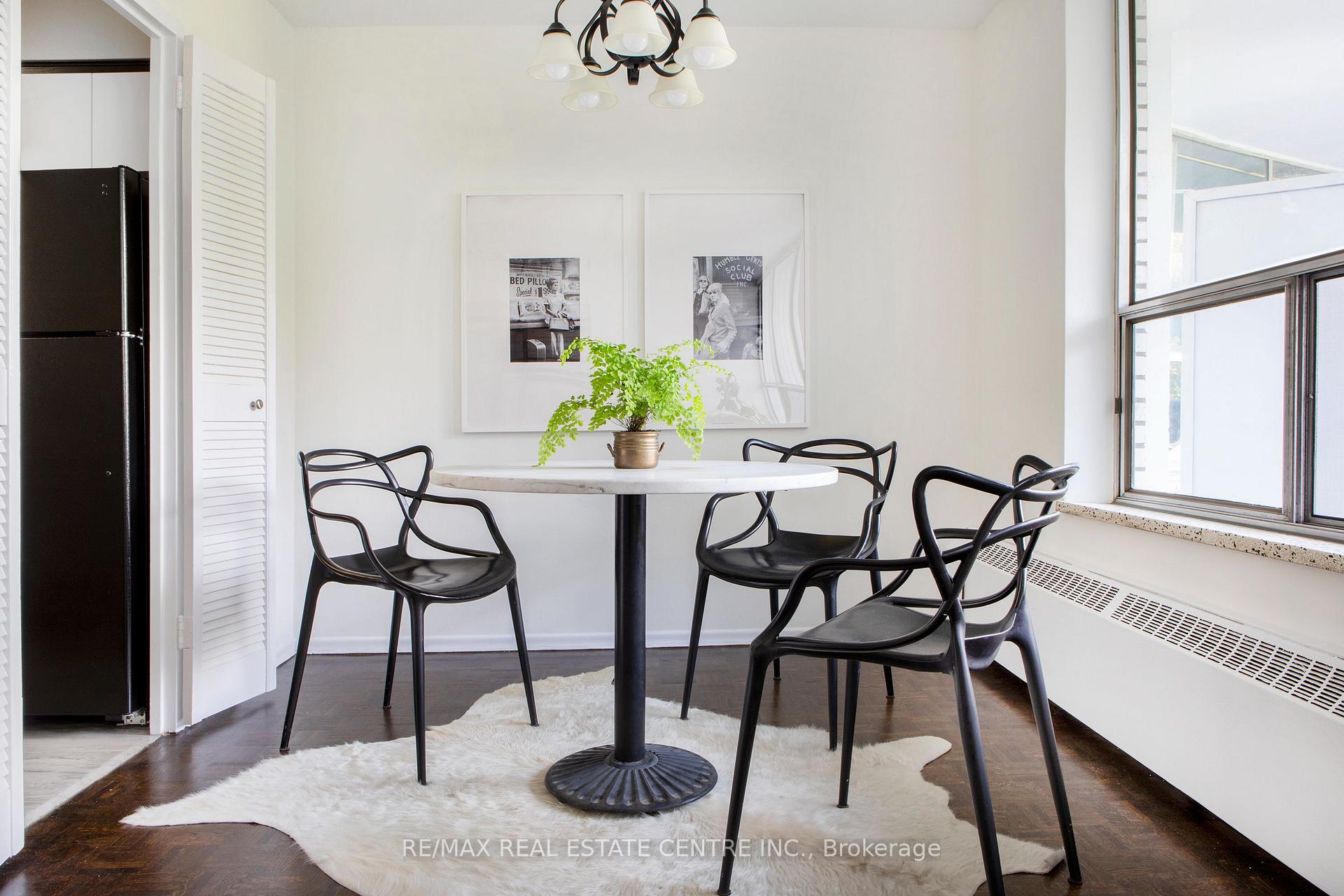 Photo 10 of Unit 2204, 100 Graydon Hall Drive, North York, Parkwoods-Donalda — HOMEH