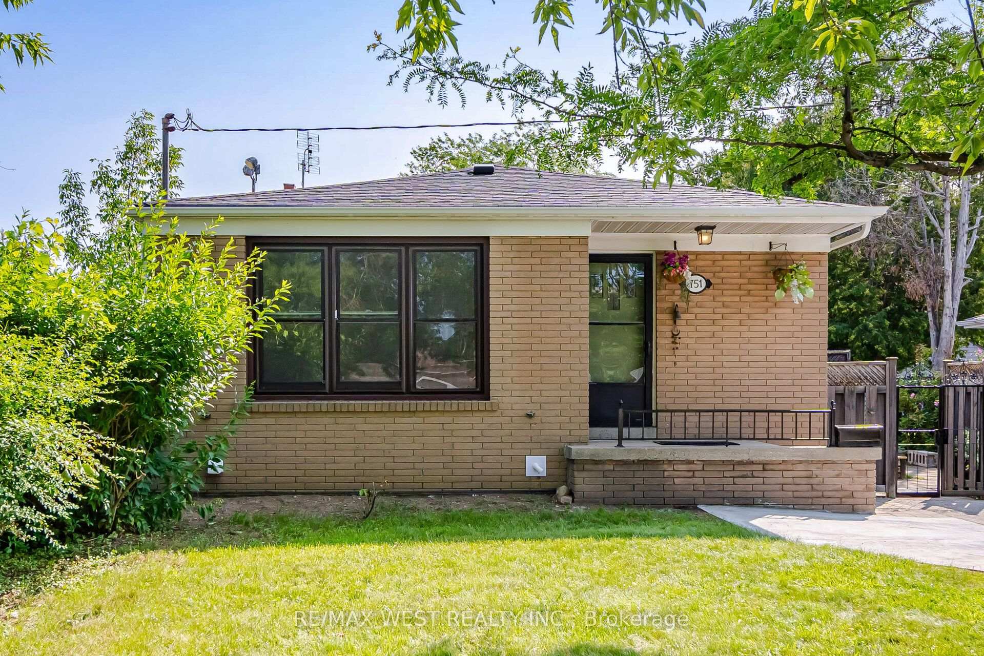 Photo 1 of 751 Meadowvale Road, Scarborough, Highland Creek — HOMEH