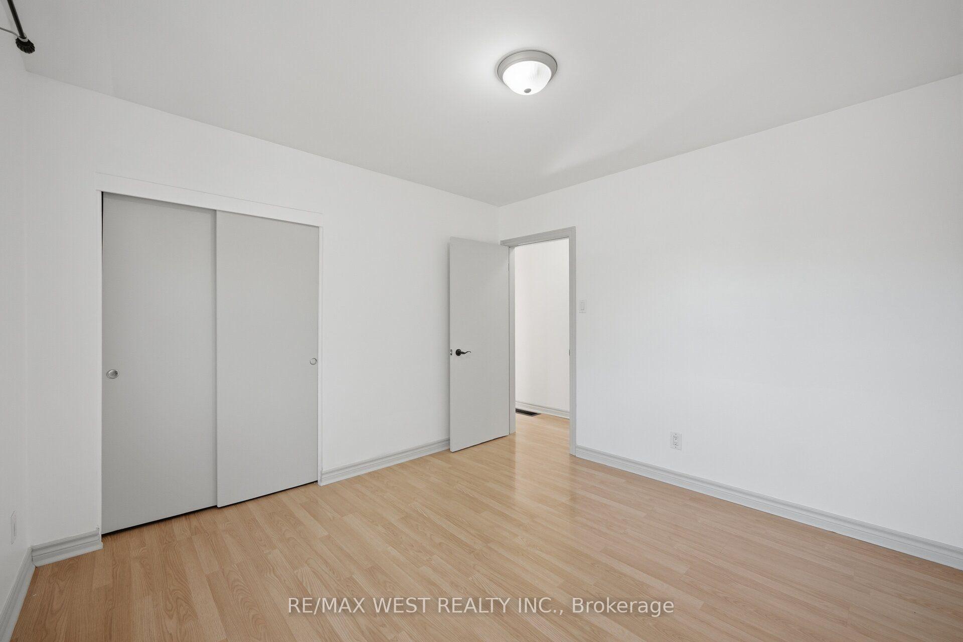 Photo 13 of 751 Meadowvale Road, Scarborough, Highland Creek — HOMEH