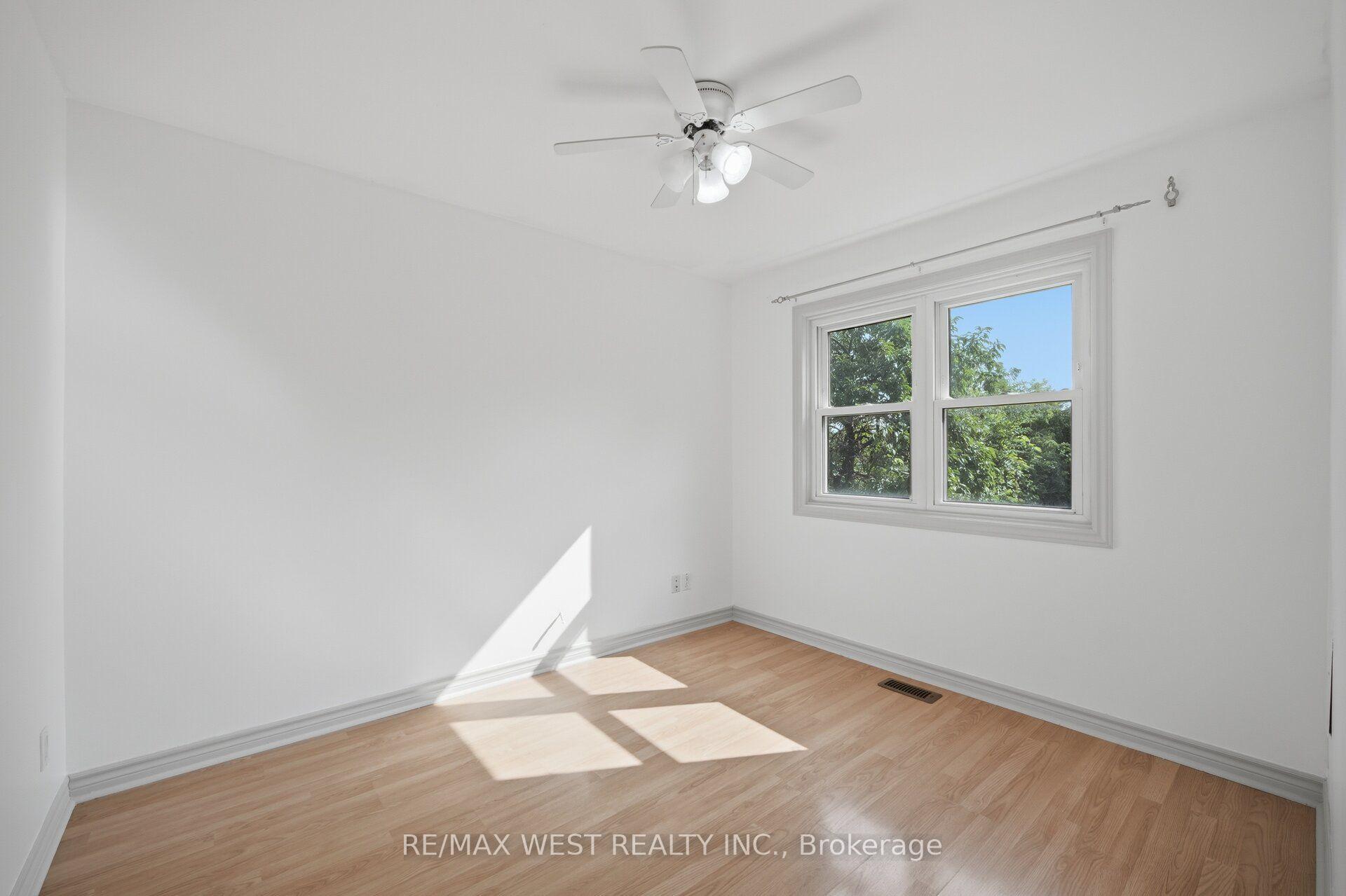 Photo 14 of 751 Meadowvale Road, Scarborough, Highland Creek — HOMEH