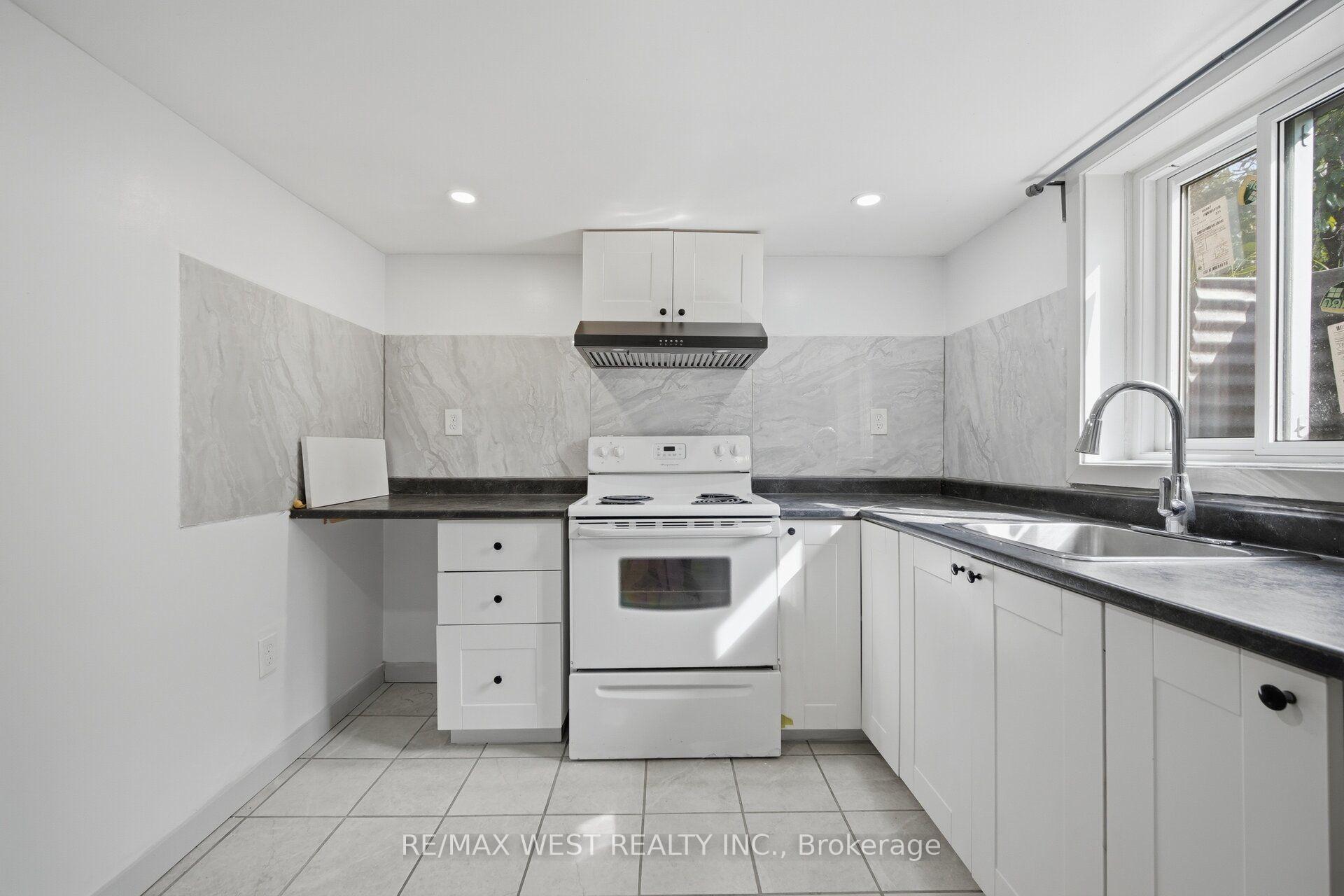 Photo 24 of 751 Meadowvale Road, Scarborough, Highland Creek — HOMEH