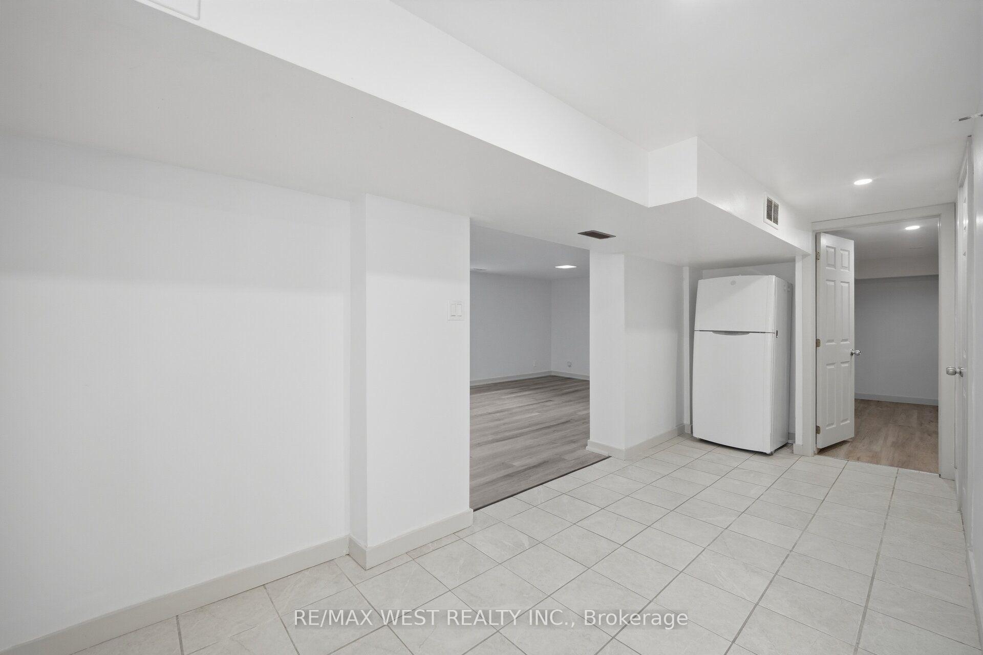 Photo 25 of 751 Meadowvale Road, Scarborough, Highland Creek — HOMEH