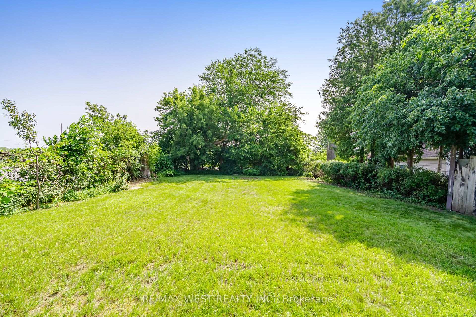 Photo 33 of 751 Meadowvale Road, Scarborough, Highland Creek — HOMEH