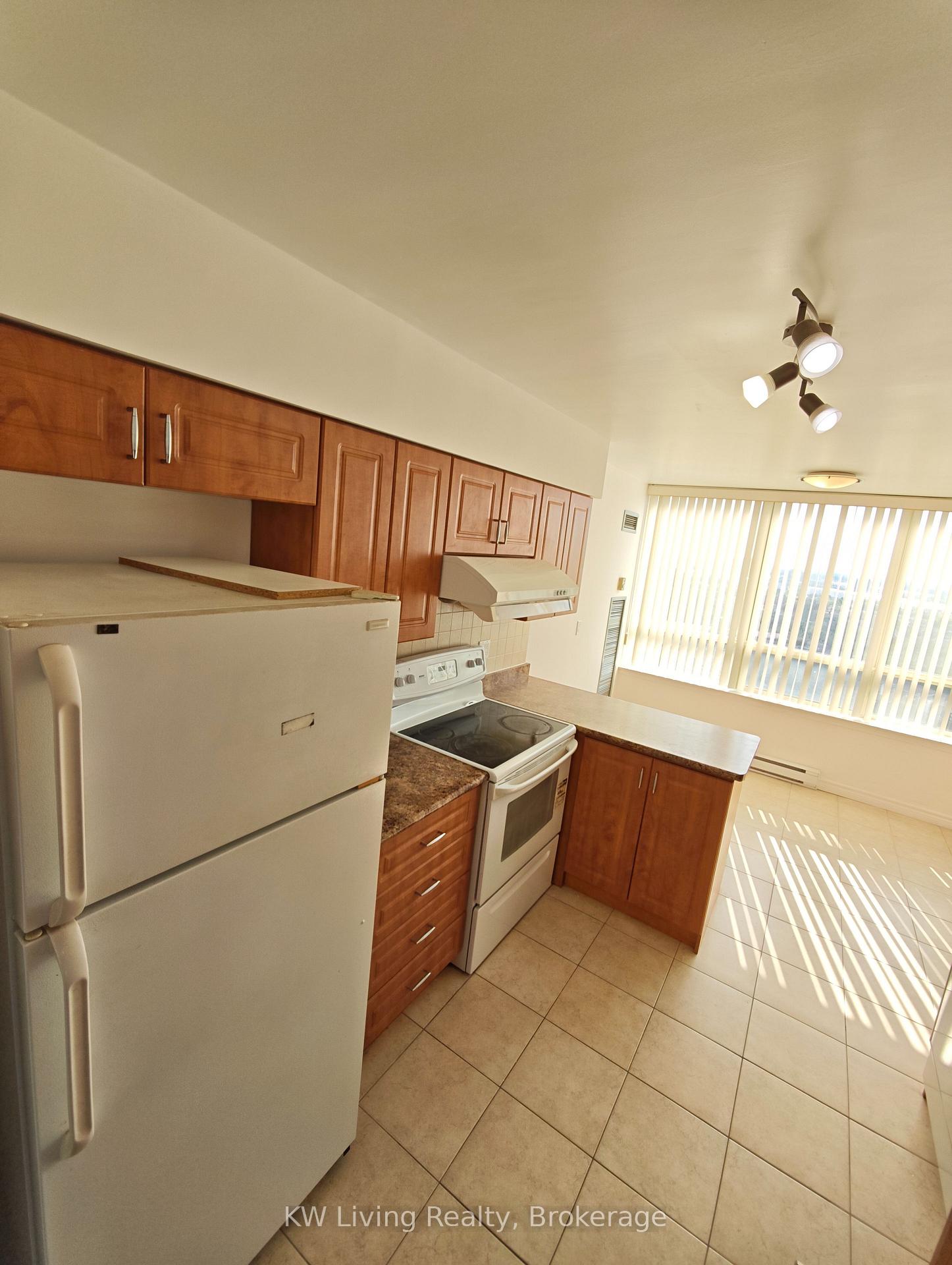 Photo 13 of Unit 1615, 175 Bamburgh Circle, Scarborough, Steeles — HOMEH