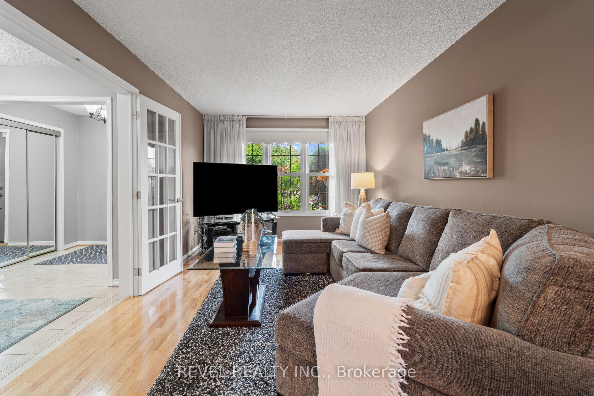 Photo 8 of 8 Cochrane Avenue, Brampton, Heart Lake East — HOMEH