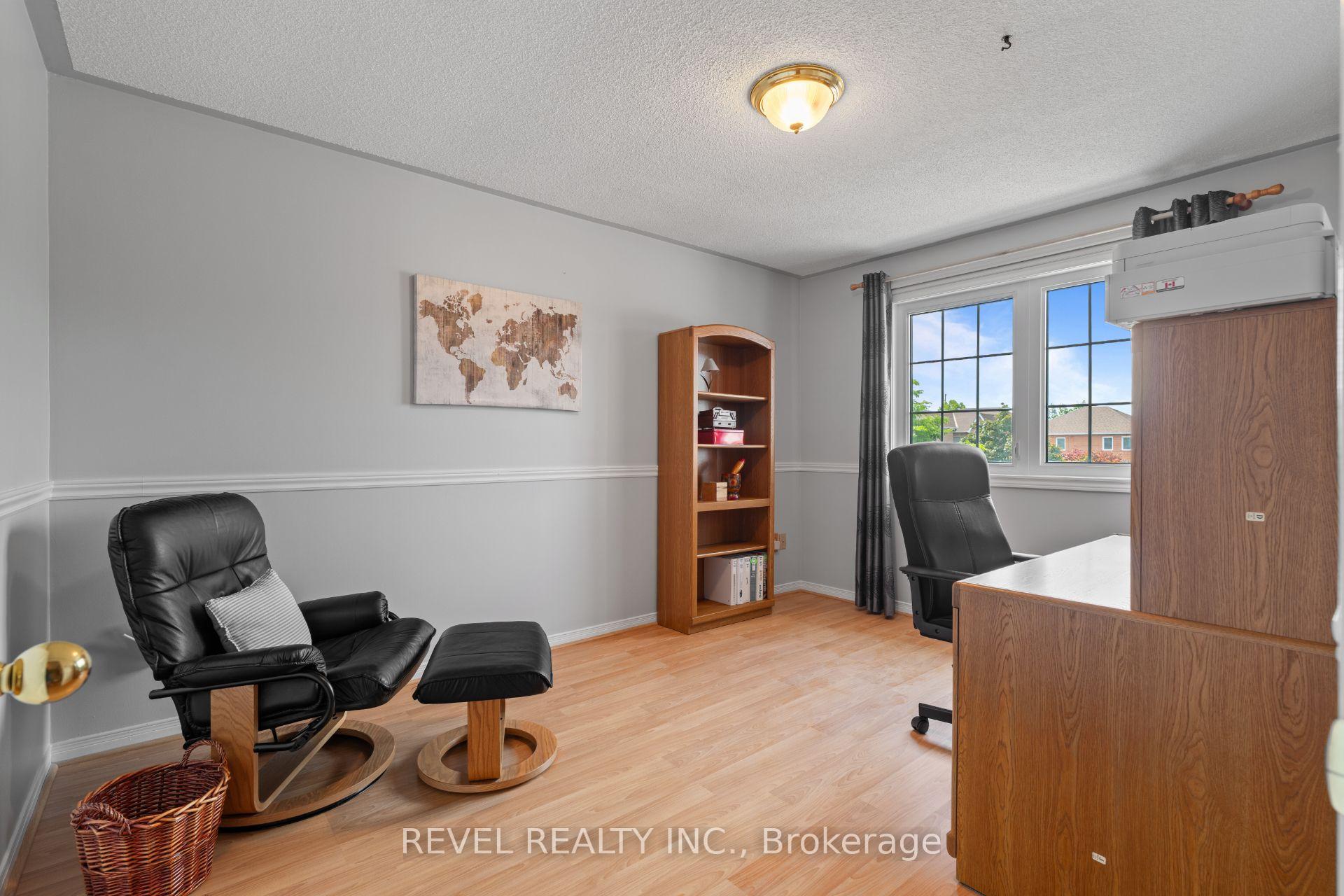 Photo 18 of 8 Cochrane Avenue, Brampton, Heart Lake East — HOMEH