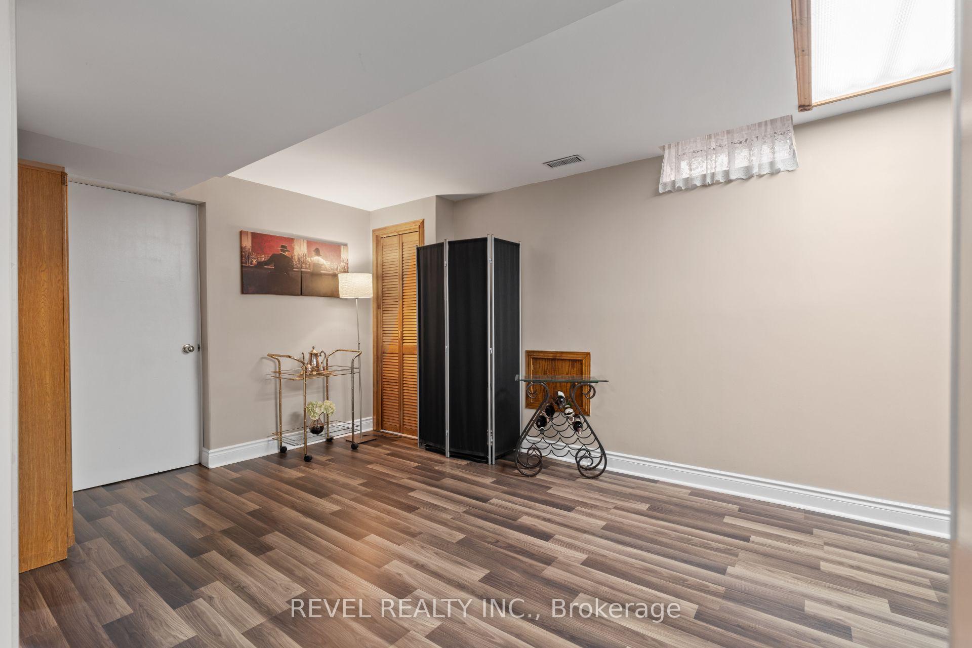 Photo 28 of 8 Cochrane Avenue, Brampton, Heart Lake East — HOMEH