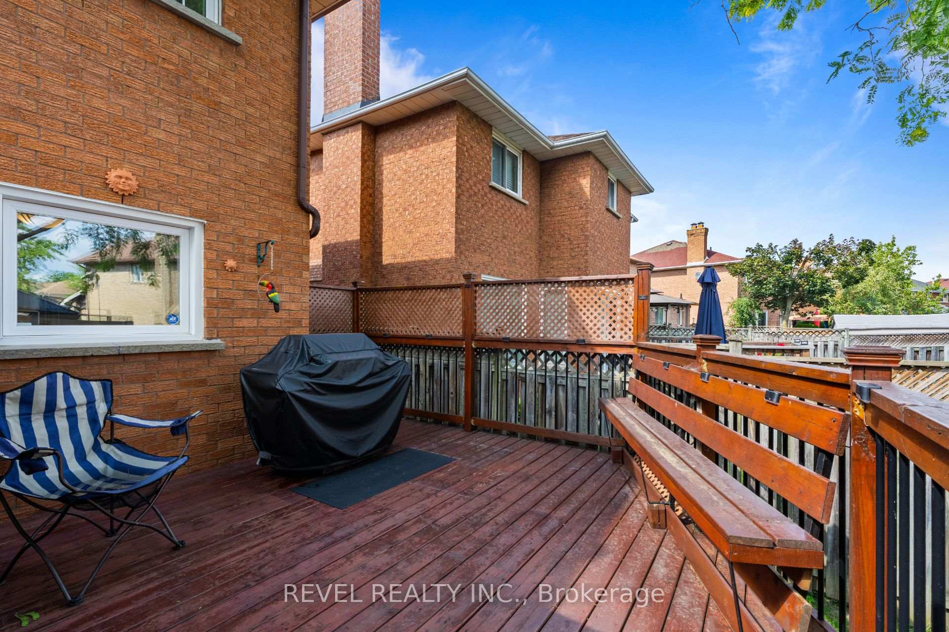 Photo 33 of 8 Cochrane Avenue, Brampton, Heart Lake East — HOMEH