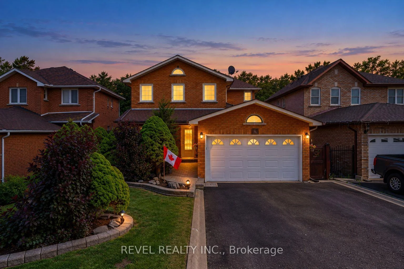 Photo of 8 Cochrane Avenue